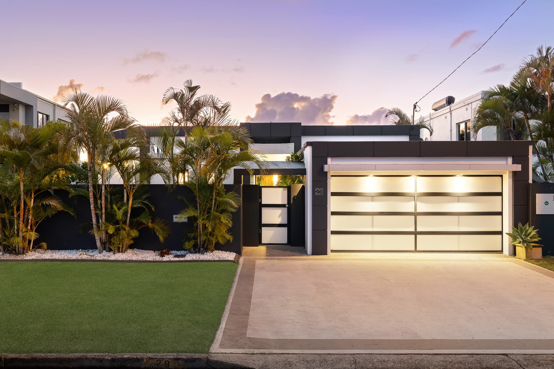 29 Sunshine Boulevard, Broadbeach Waters, QLD, 4218, Broadbeach Waters - Thumbnail 2
