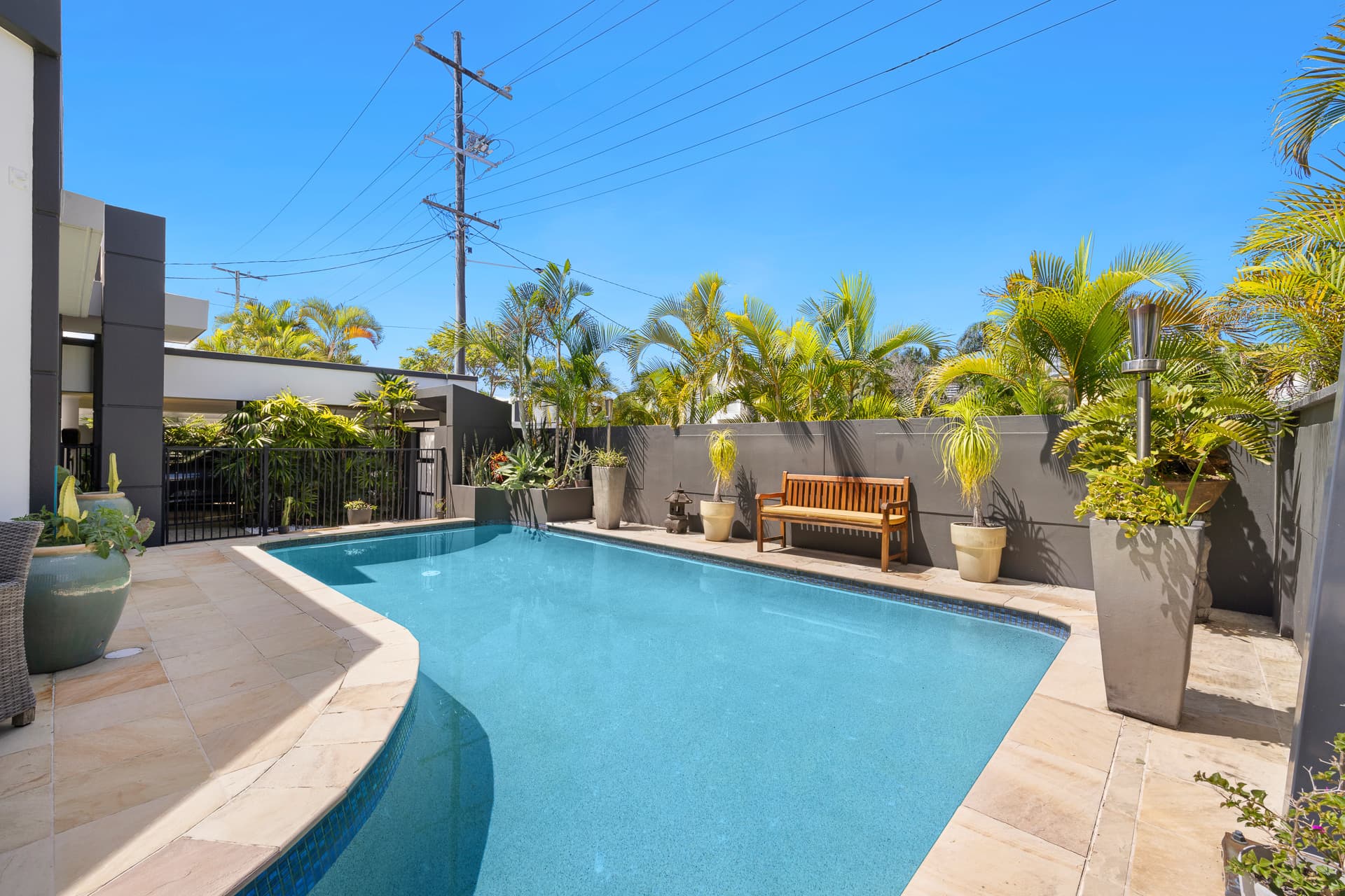 29 Sunshine Boulevard, Broadbeach Waters, QLD, 4218, Broadbeach Waters - Thumbnail 4