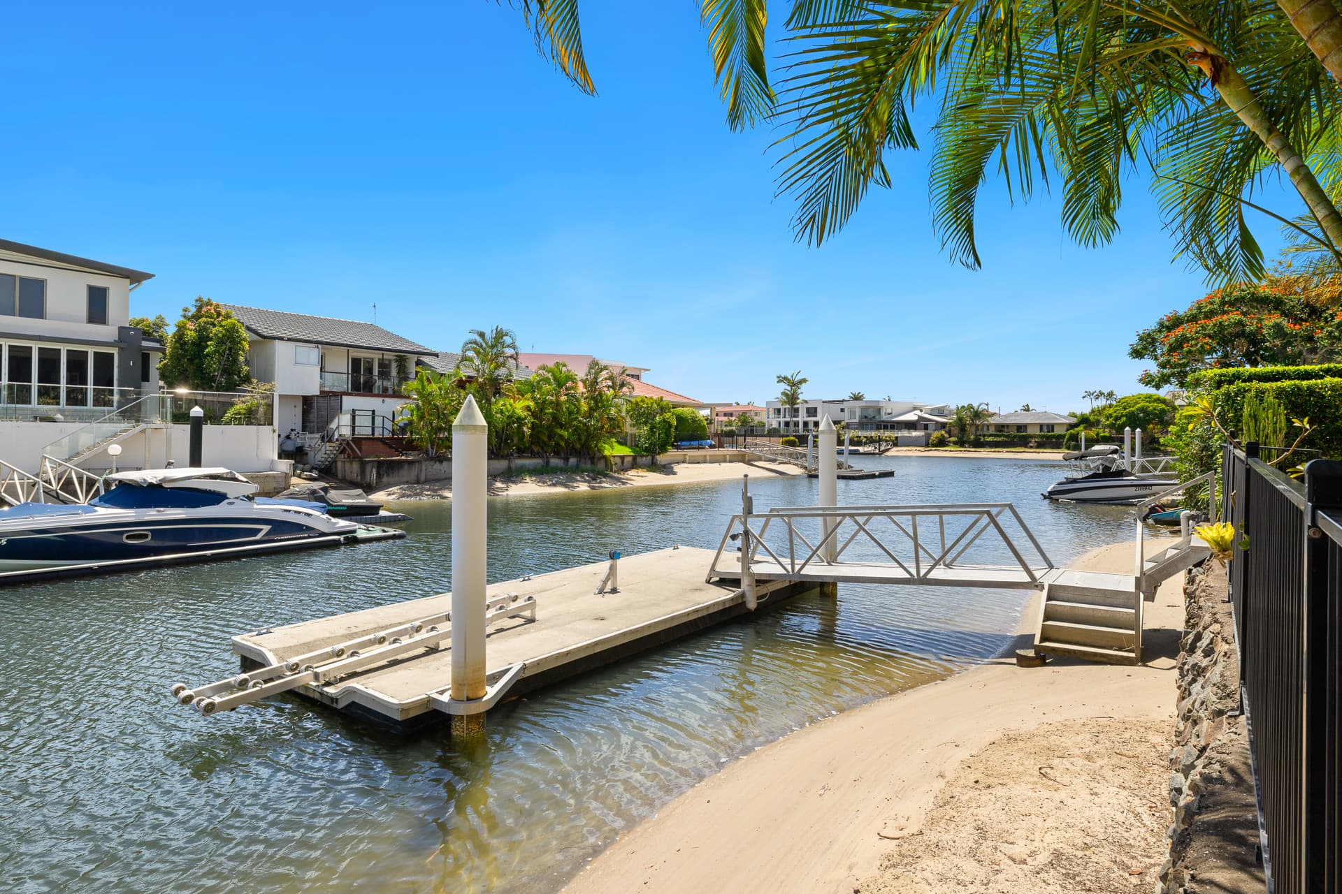 29 Sunshine Boulevard, Broadbeach Waters, QLD, 4218, Broadbeach Waters - Thumbnail 6
