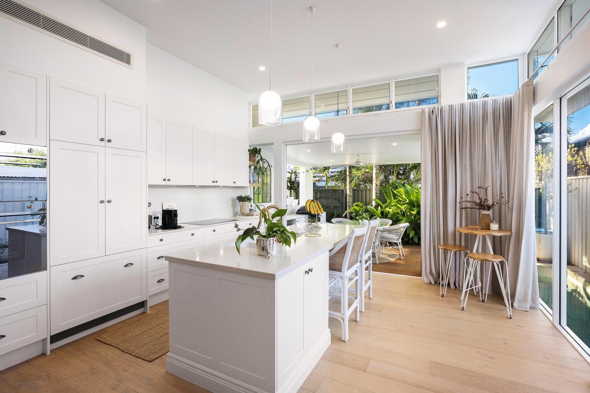 25B Seabeach Avenue, Mermaid Beach, QLD, 4218, Mermaid Beach - Thumbnail 3