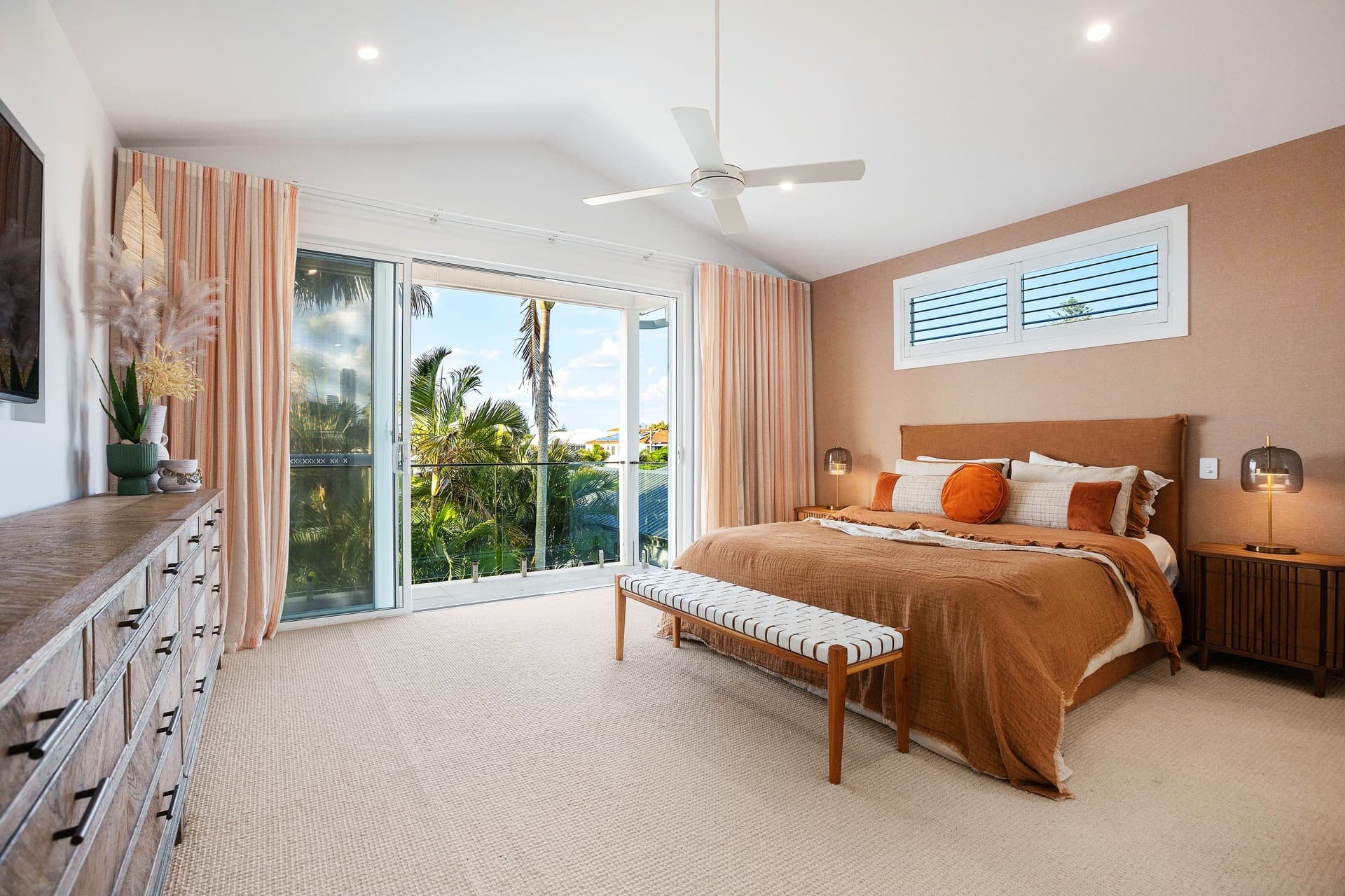 25B Seabeach Avenue, Mermaid Beach, QLD, 4218, Mermaid Beach - Thumbnail 8