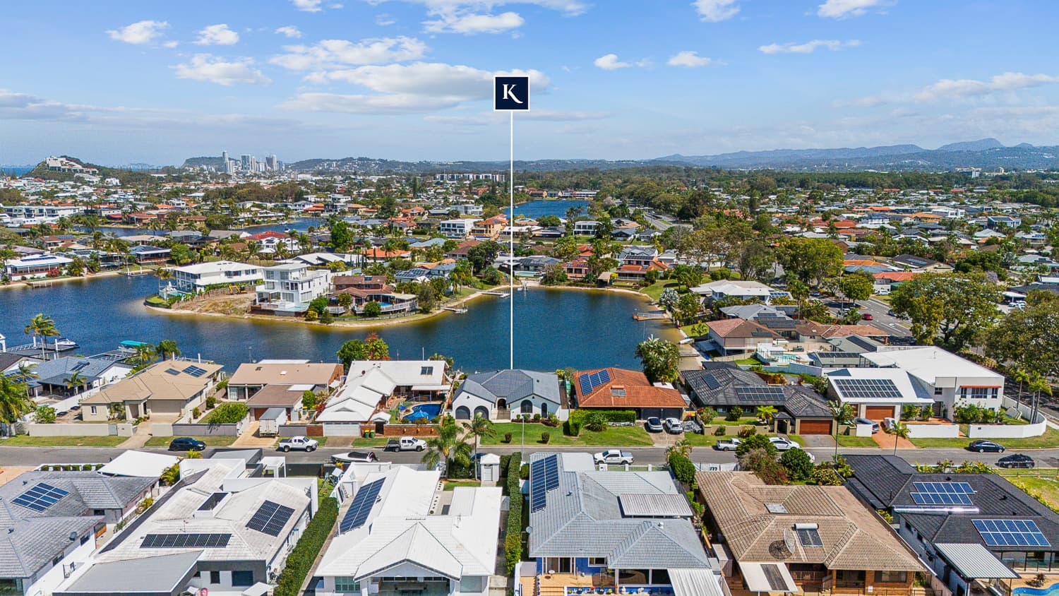 7 Weatherly Avenue, Mermaid Waters, QLD, 4218, Mermaid Waters - Thumbnail 5