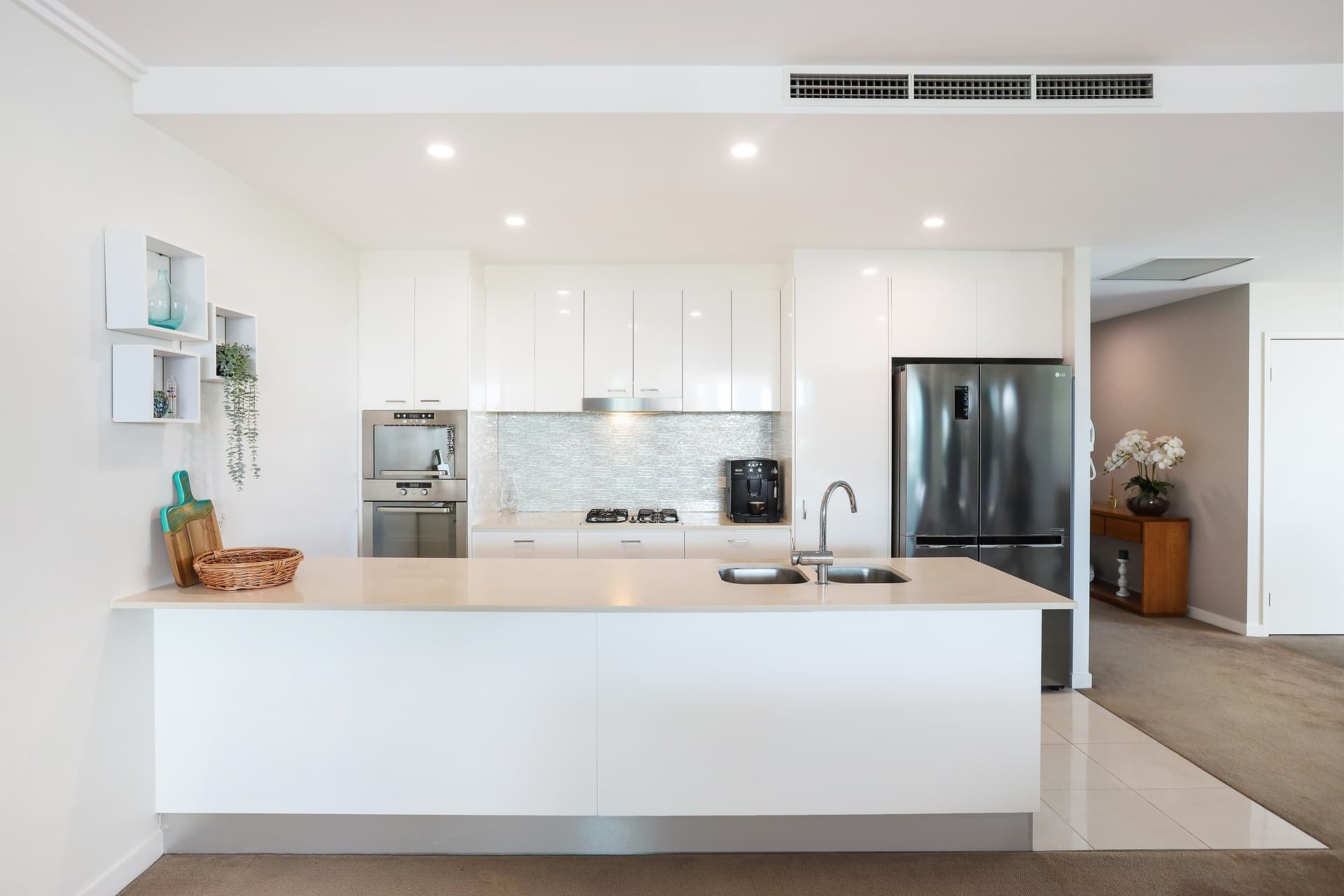 5/33 T E Peters Drive, Broadbeach Waters, QLD, 4218, Broadbeach Waters - Thumbnail 6