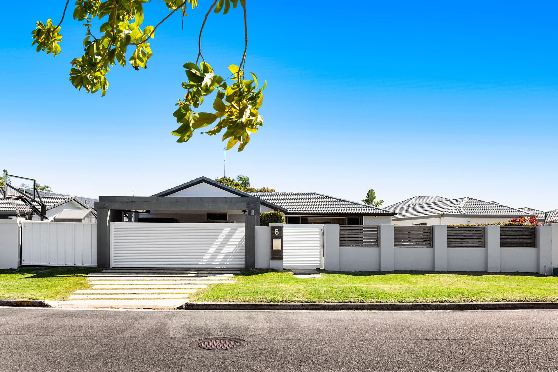 6 Mackay  Close, Sorrento, QLD, 4217, Sorrento - Thumbnail 2