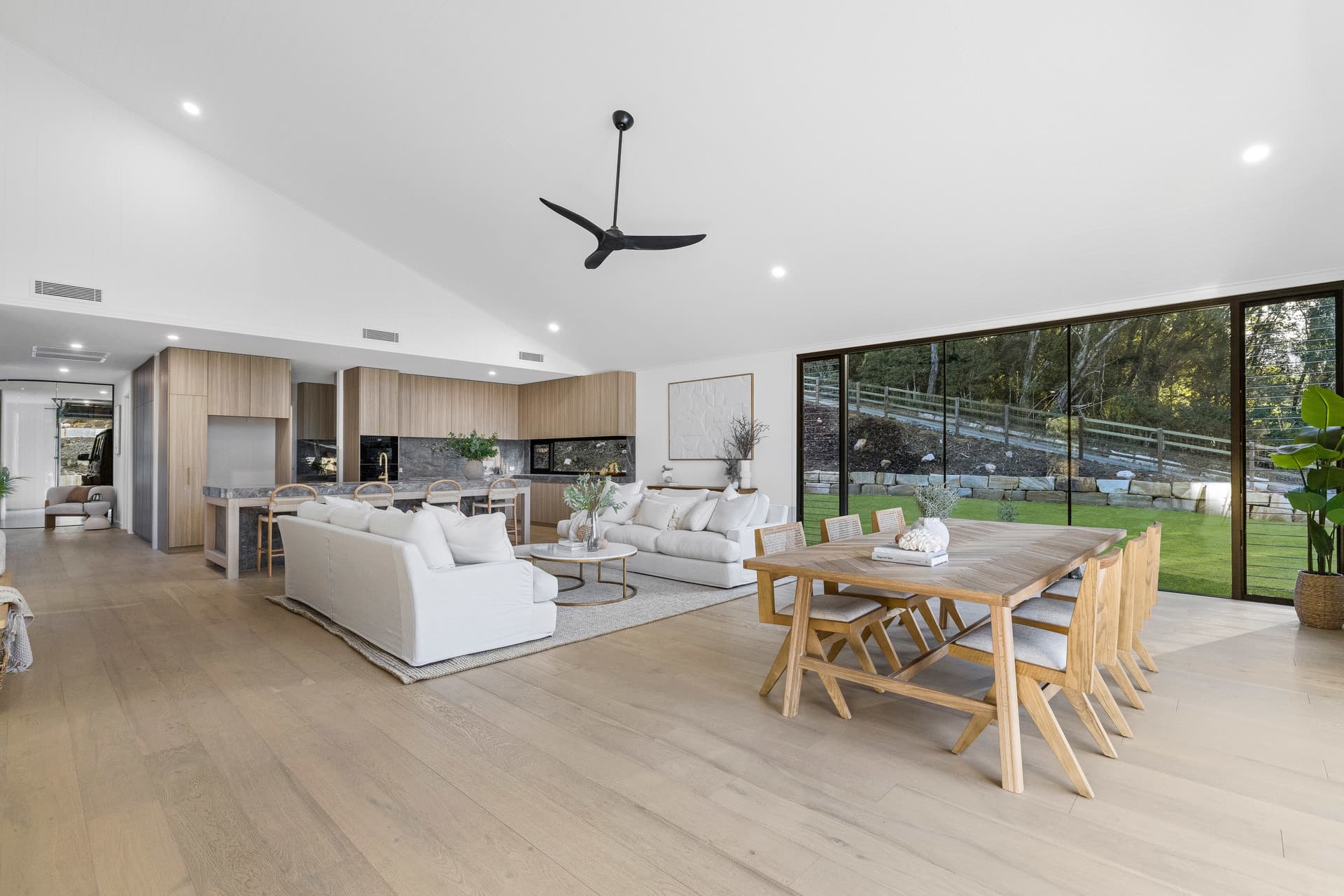 29 Davenport Drive, Bonogin, QLD, 4213, Bonogin - Thumbnail 3