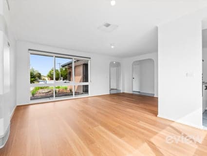 5 Curlew Place, Werribee, VIC, 3030, Werribee - Thumbnail 3