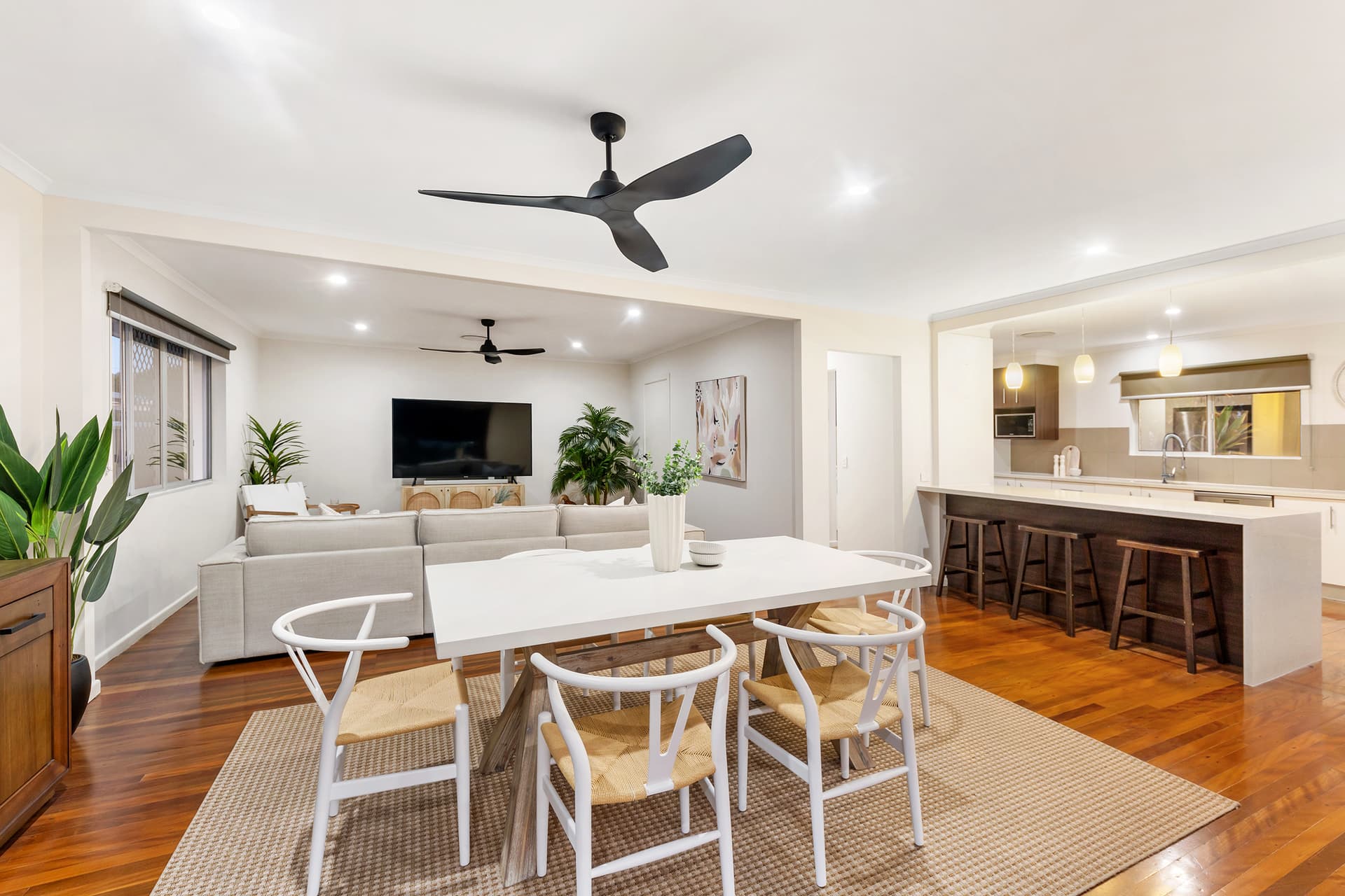 26 Elizabeth Street, Currumbin Waters, QLD, 4223, Currumbin Waters - Thumbnail 8