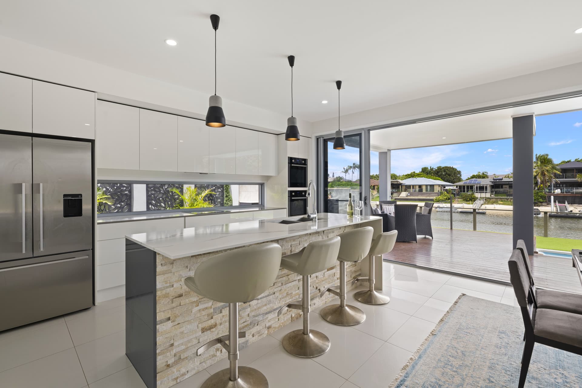9 Gretel Drive, Mermaid Waters, QLD, 4218, Mermaid Waters - Thumbnail 2