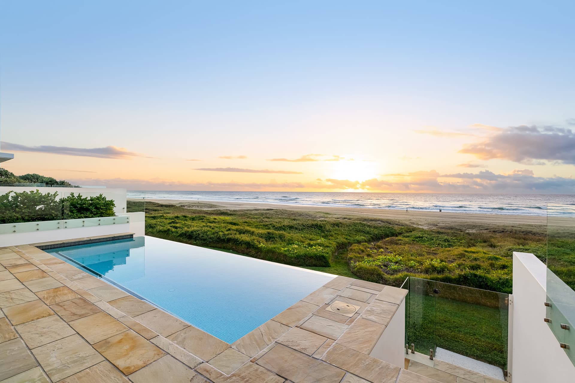 1/203 Hedges Avenue, Mermaid Beach, QLD, 4218, Mermaid Beach - Thumbnail 2