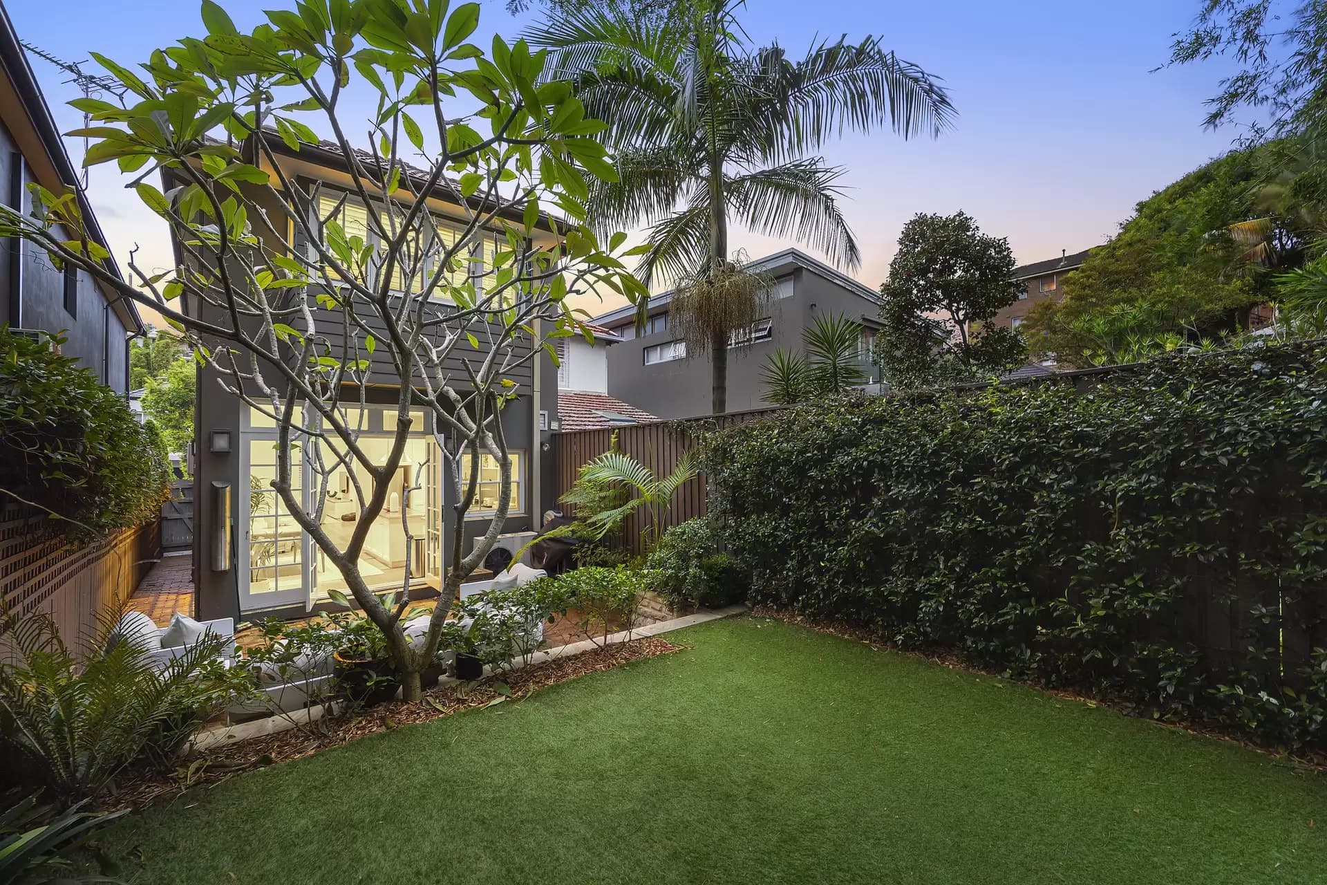 63 Anglesea Street, Bondi, Bondi - Thumbnail 2