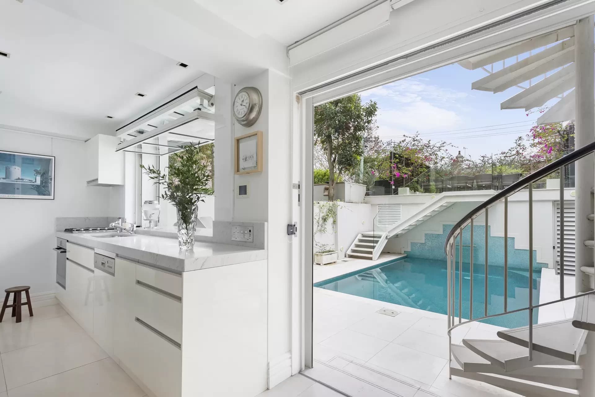112 Glenmore Road, Paddington, Paddington - Thumbnail 5