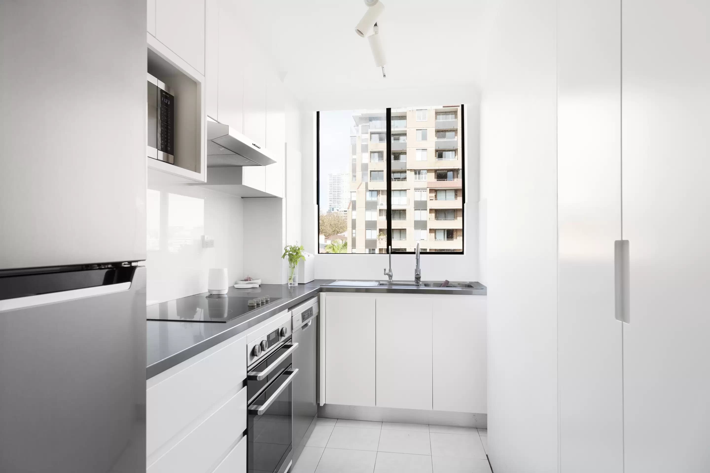 128/71 Victoria Street, Potts Point, Potts Point - Thumbnail 4