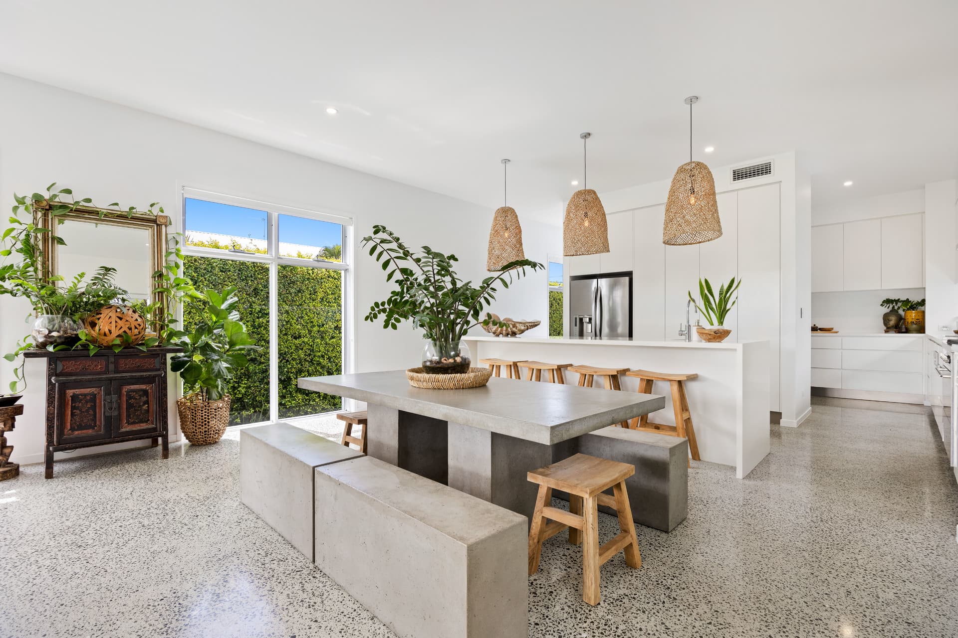 3B Andrea Avenue, Broadbeach Waters, QLD, 4218, Broadbeach Waters - Thumbnail 3