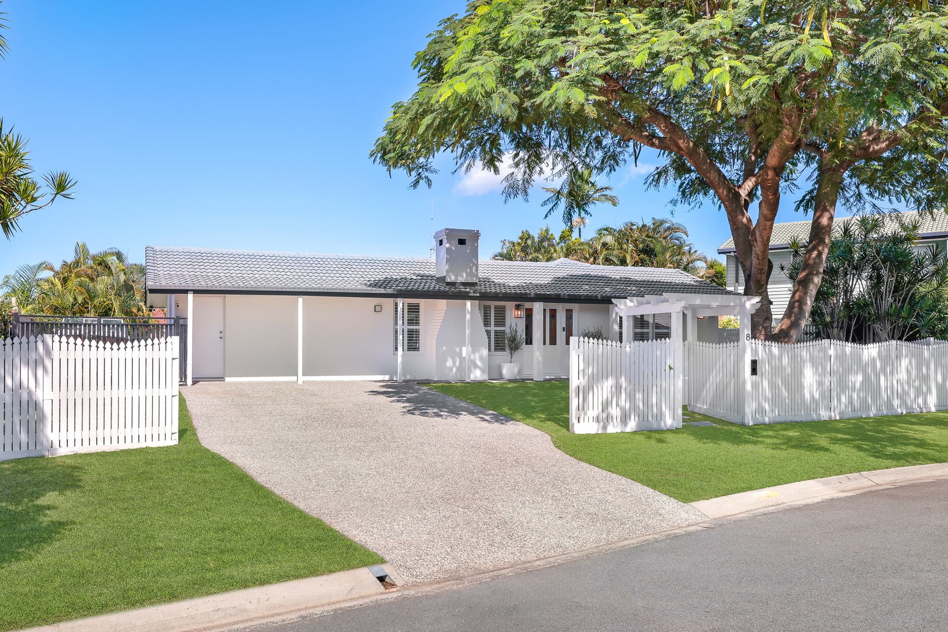 8 Nicolson Court, Mermaid Waters, QLD, 4218, Mermaid Waters - Image 1