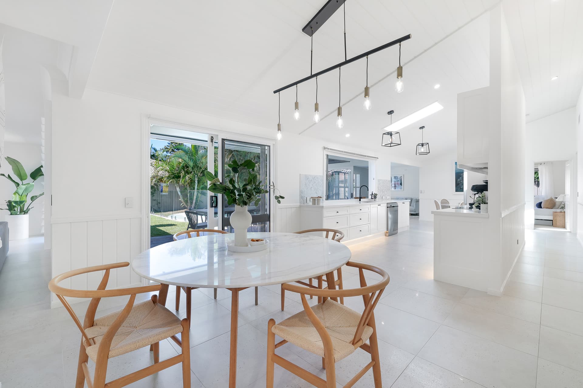 8 Nicolson Court, Mermaid Waters, QLD, 4218, Mermaid Waters - Thumbnail 7
