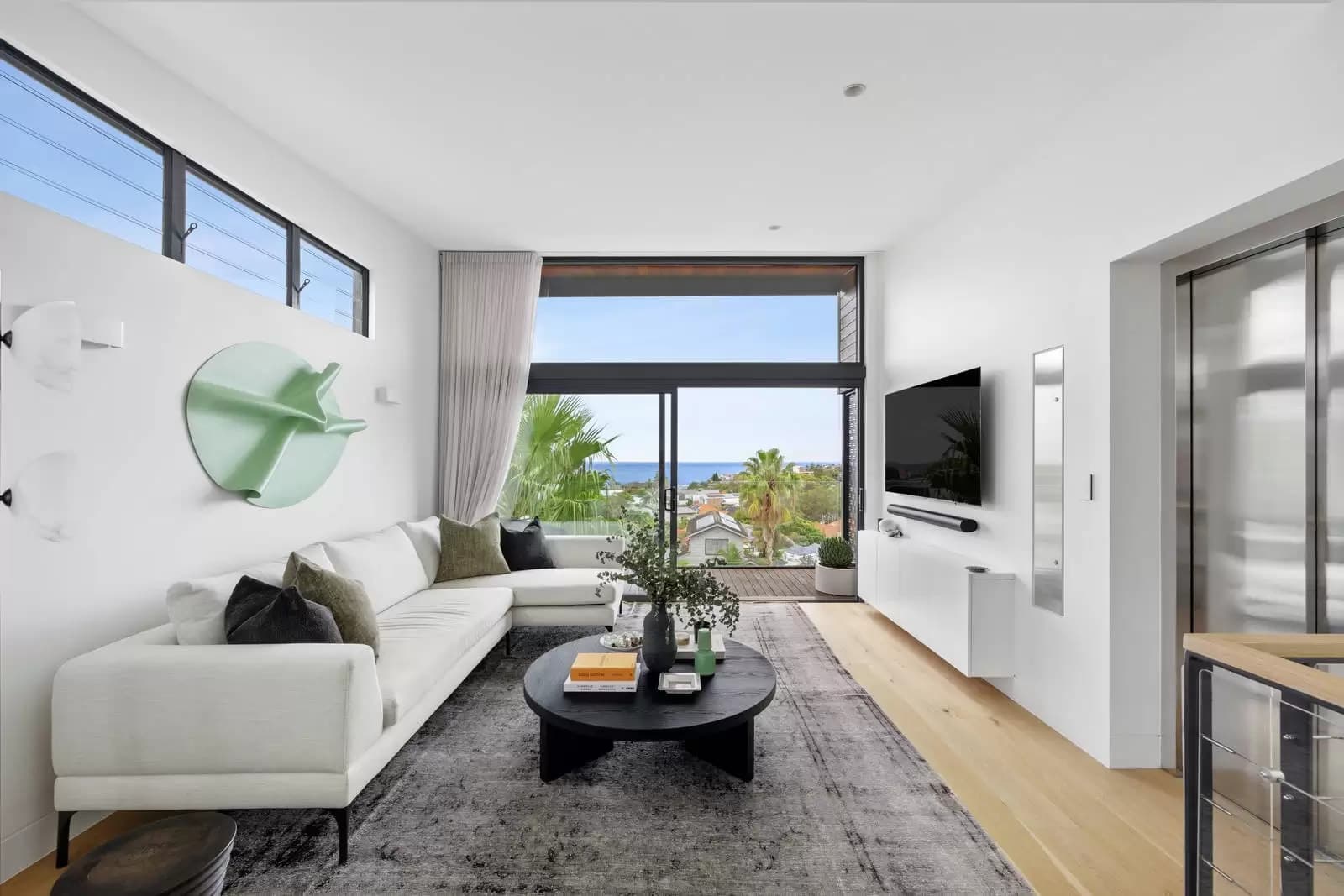 17 Blandford Avenue, Bronte, Bronte - Thumbnail 3