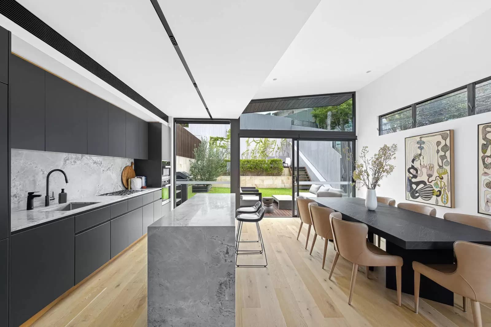 17 Blandford Avenue, Bronte, Bronte - Thumbnail 5