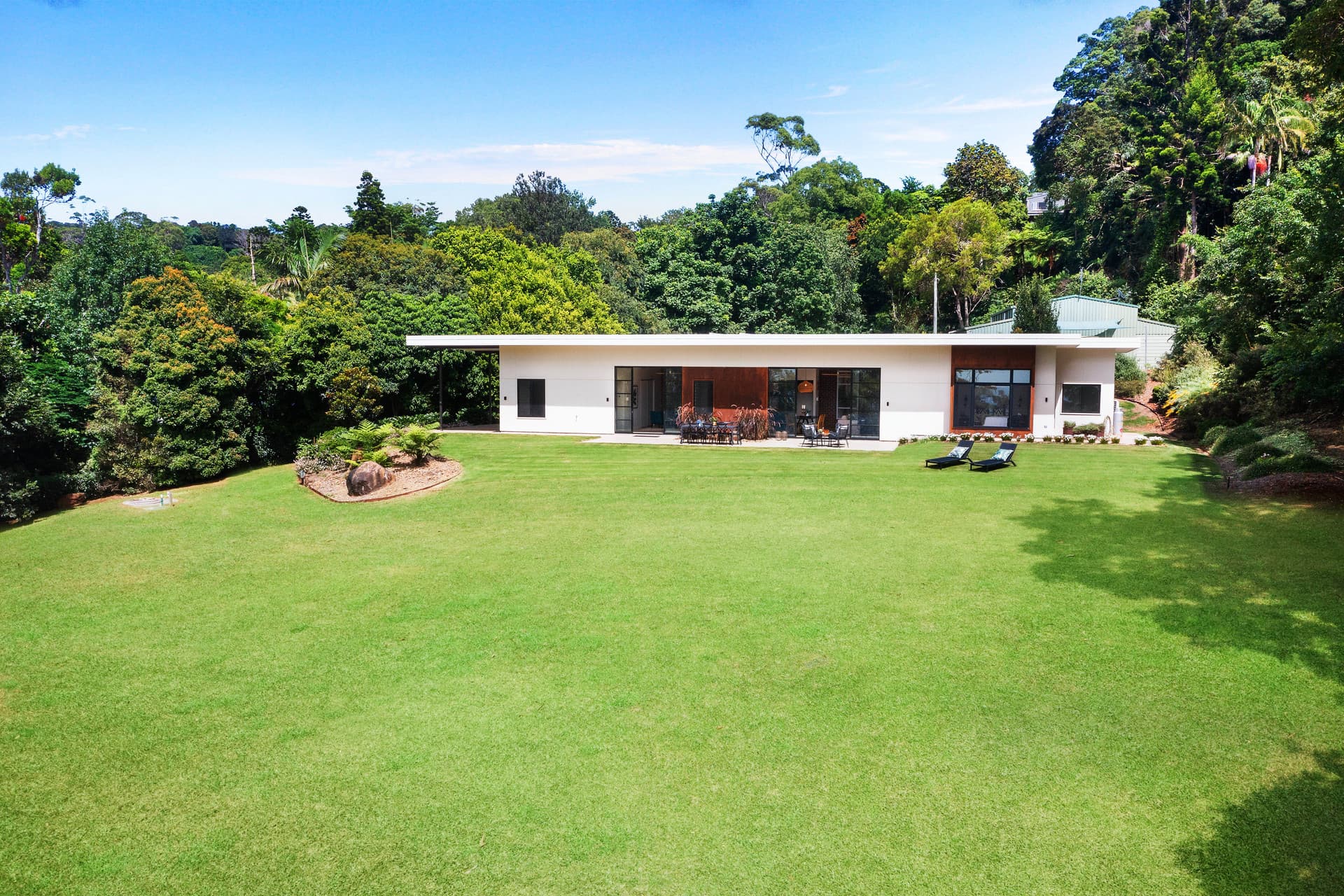 7 Central Avenue, Tamborine Mountain, QLD, 4272, Tamborine Mountain - Thumbnail 2