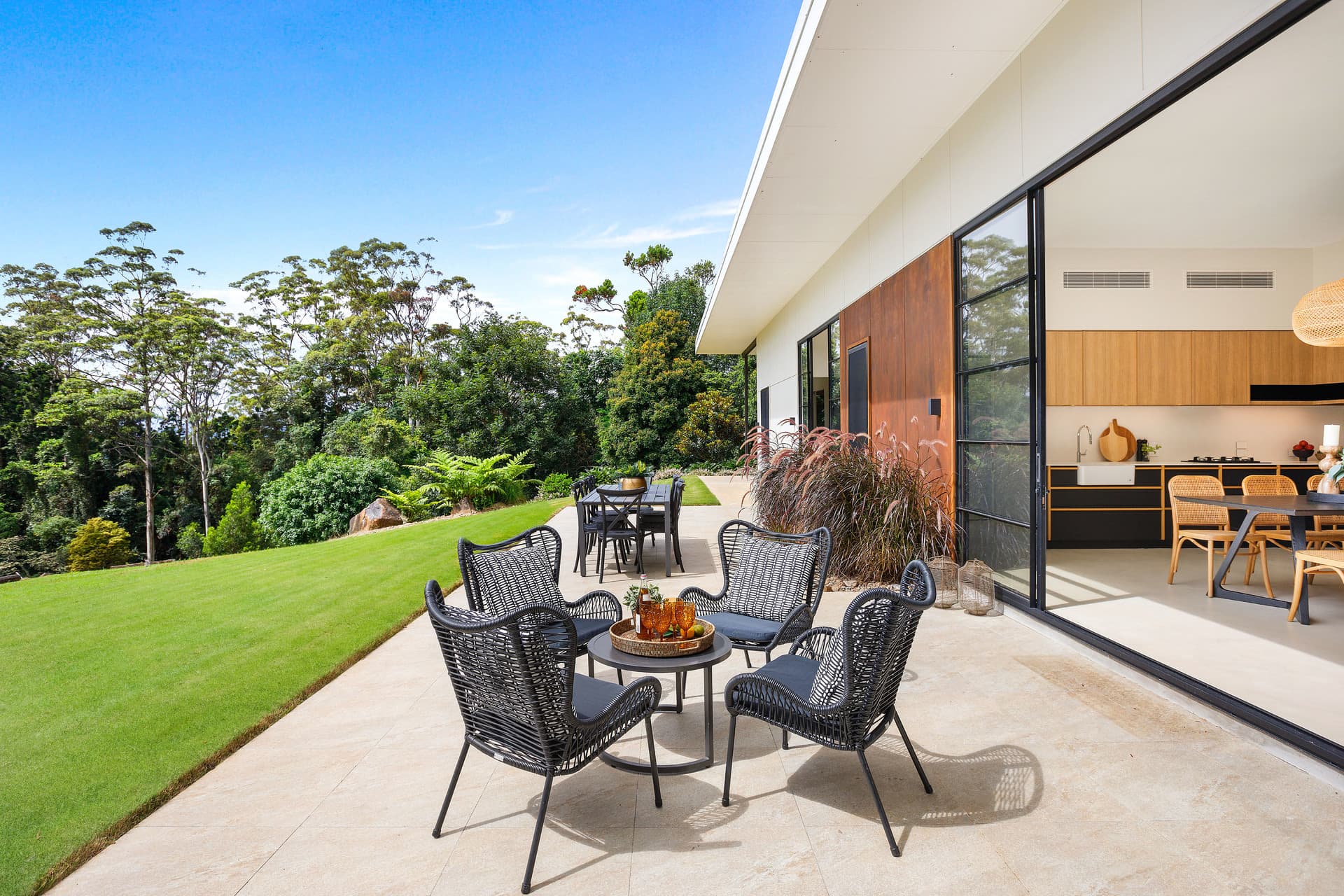 7 Central Avenue, Tamborine Mountain, QLD, 4272, Tamborine Mountain - Thumbnail 3