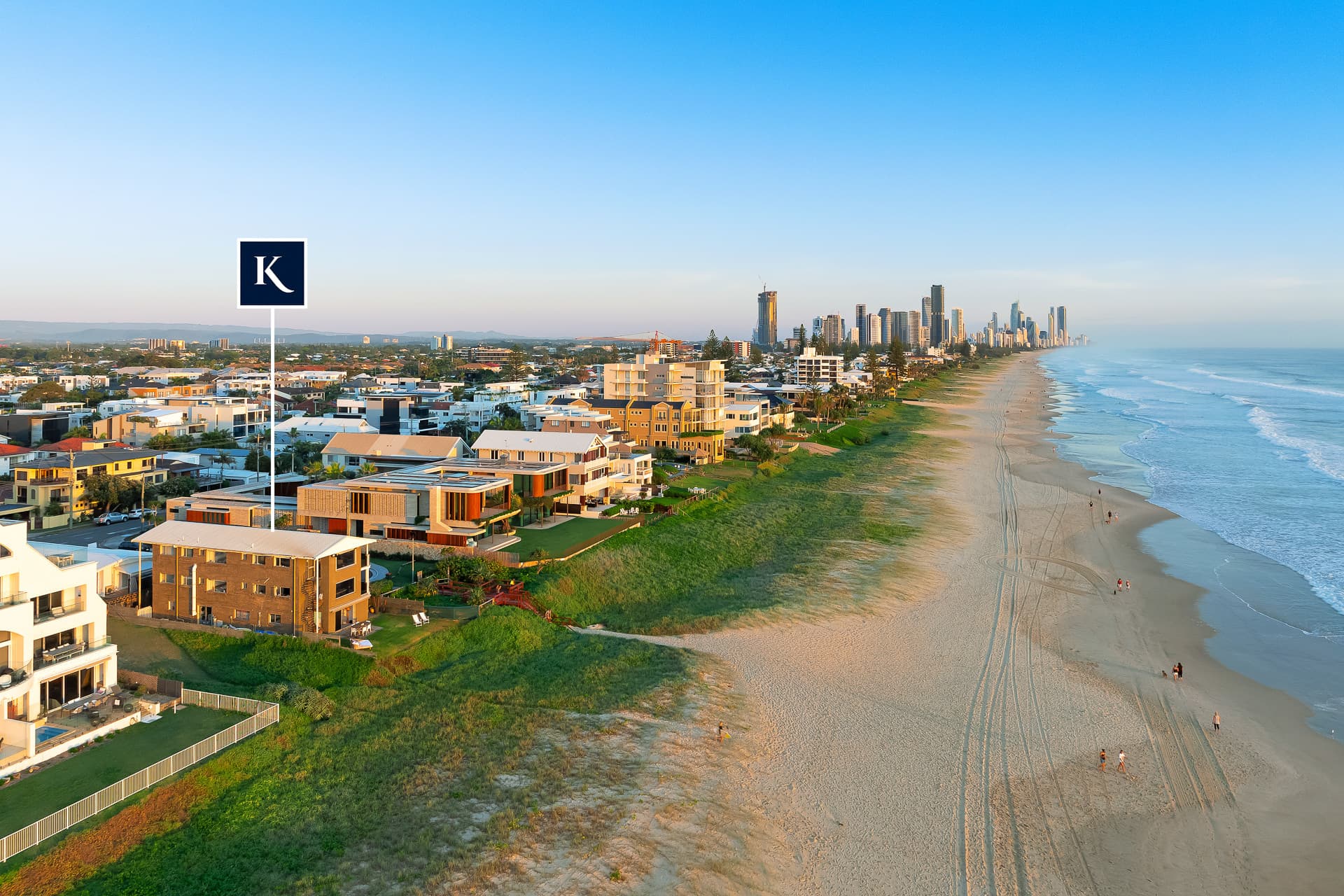 2 Surf Street, Mermaid Beach, QLD, 4218, Mermaid Beach - Thumbnail 3