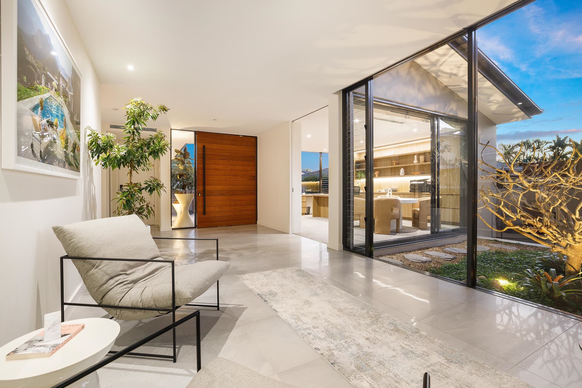 332 Monaco Street, Broadbeach Waters, QLD, 4218, Broadbeach Waters - Thumbnail 2
