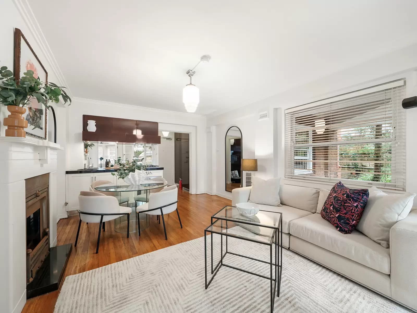 1/6-8 Ithaca Road, Elizabeth Bay, Elizabeth Bay - Thumbnail 2