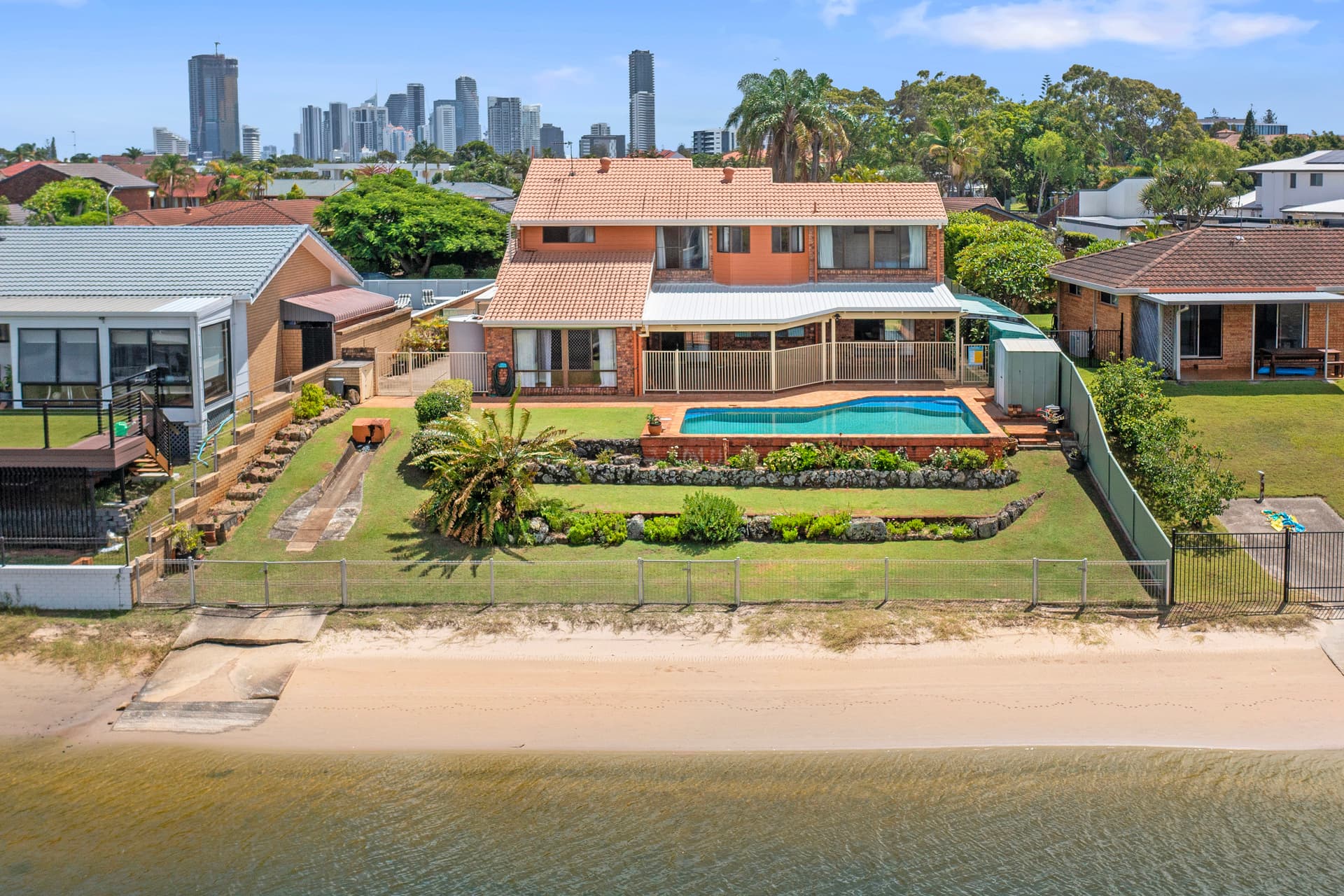 16 Kurrawa Avenue, Mermaid Waters, QLD, 4218, Mermaid Waters - Thumbnail 3