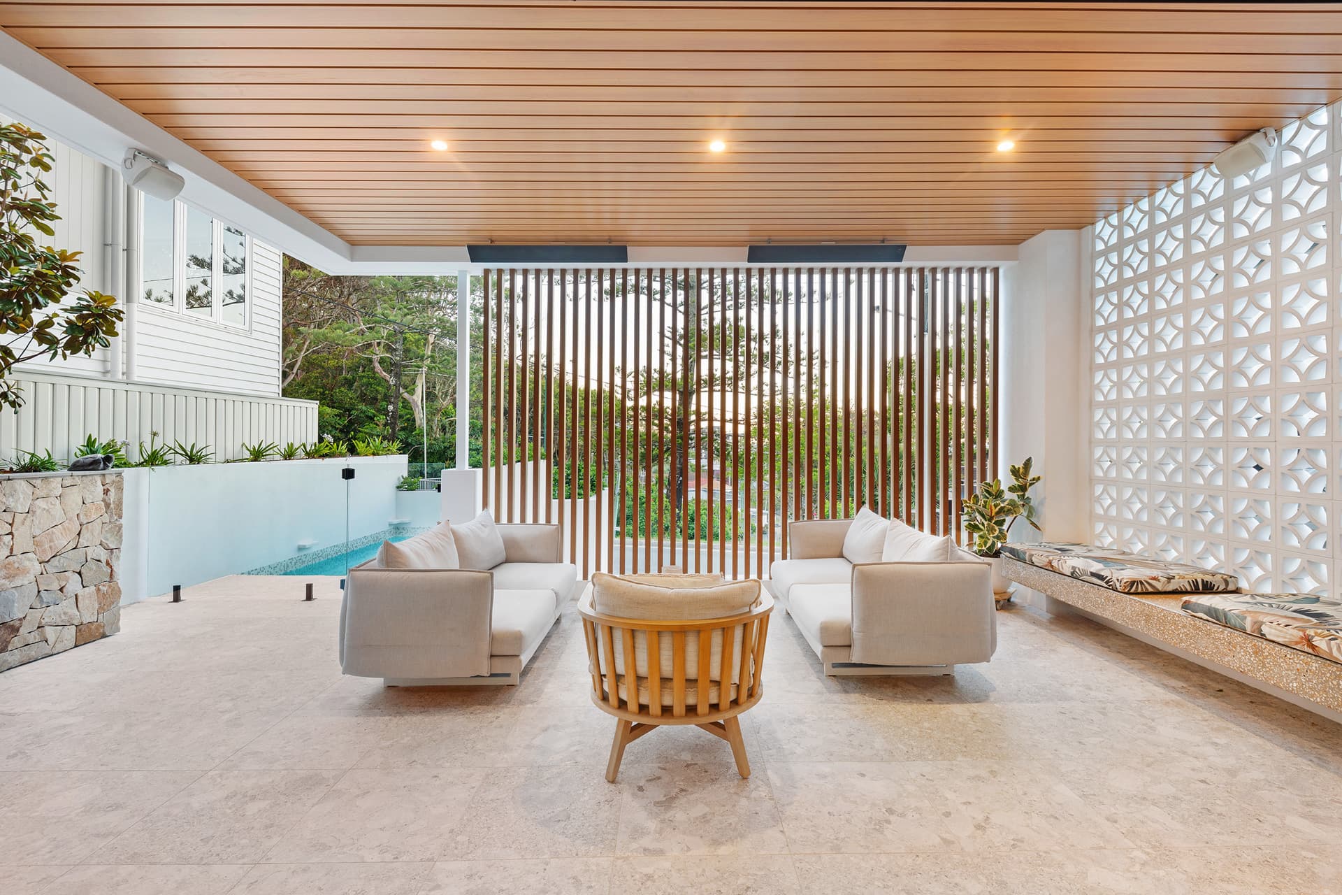 60 Woodgee Street, Currumbin, QLD, 4223, Currumbin - Thumbnail 2
