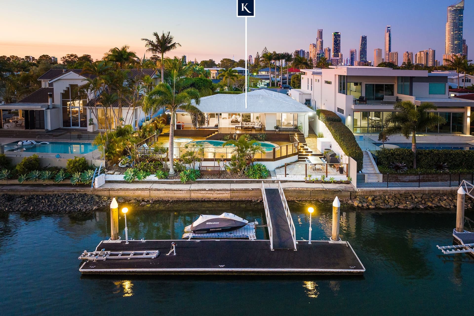 128 Amalfi Drive, Isle Of Capri, QLD, 4217, Isle Of Capri - Thumbnail 2