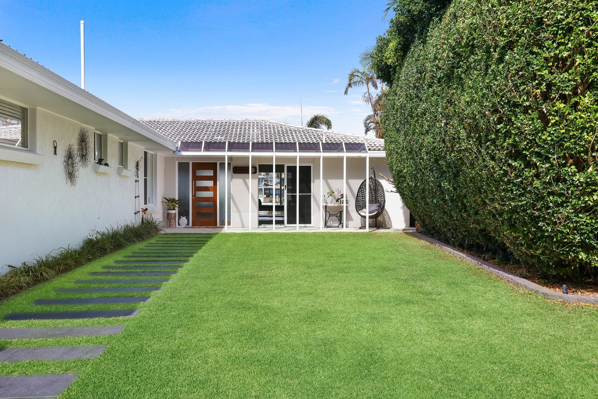 128 Amalfi Drive, Isle Of Capri, QLD, 4217, Isle Of Capri - Thumbnail 3