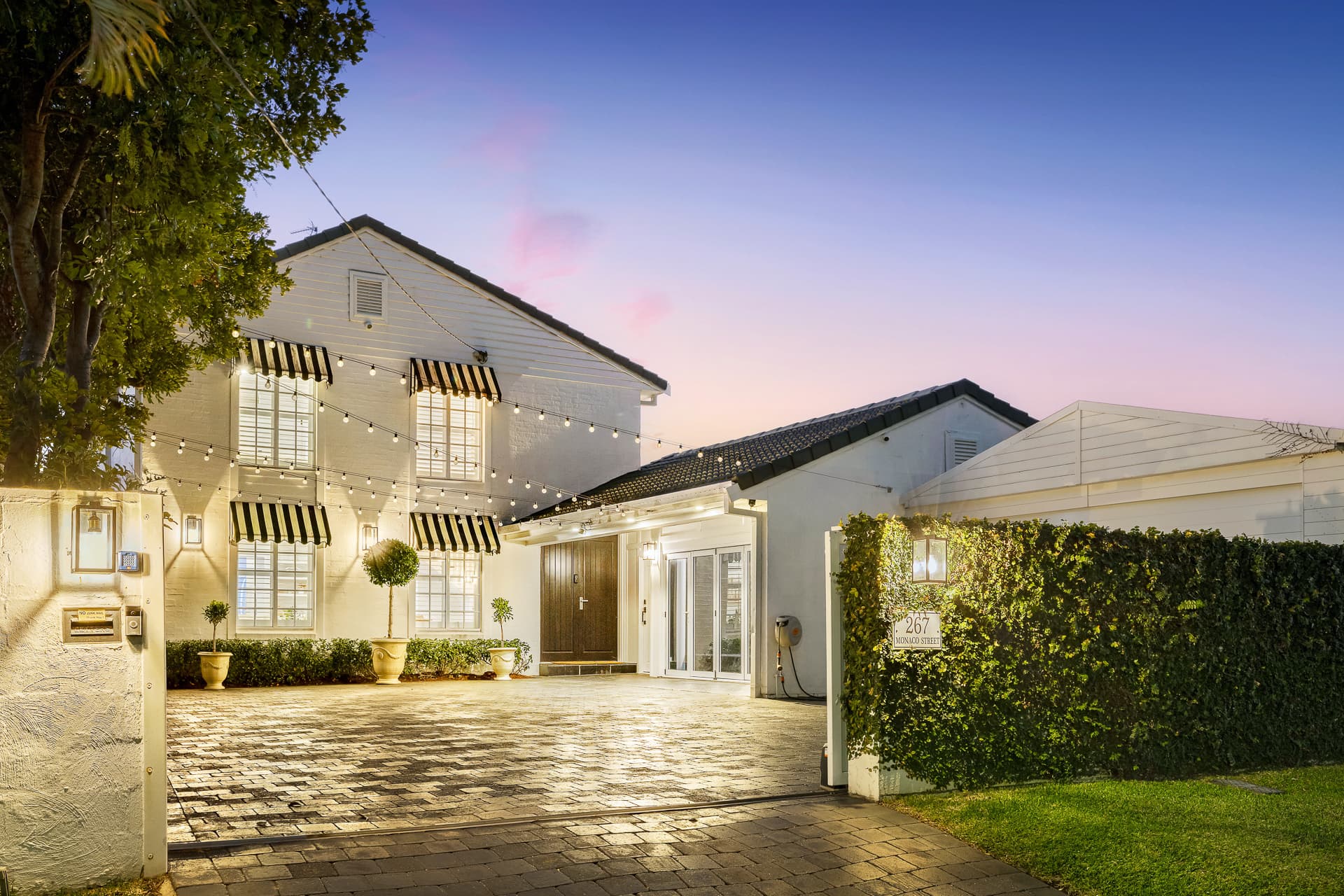 267 Monaco Street, Broadbeach Waters, QLD, 4218, Broadbeach Waters - Thumbnail 2