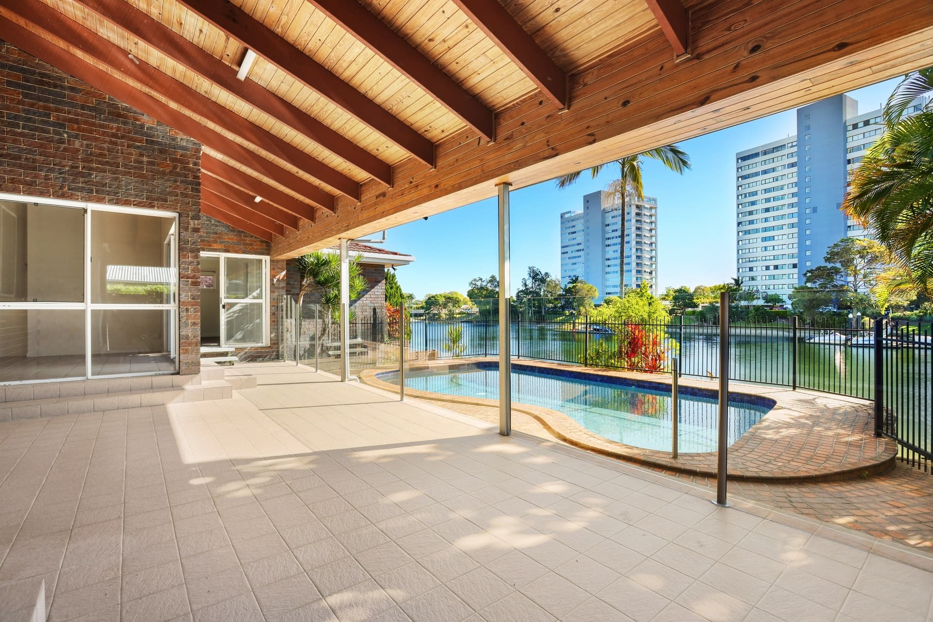 16 Sailaway Street, Mermaid Waters, QLD, 4218, Mermaid Waters - Thumbnail 7