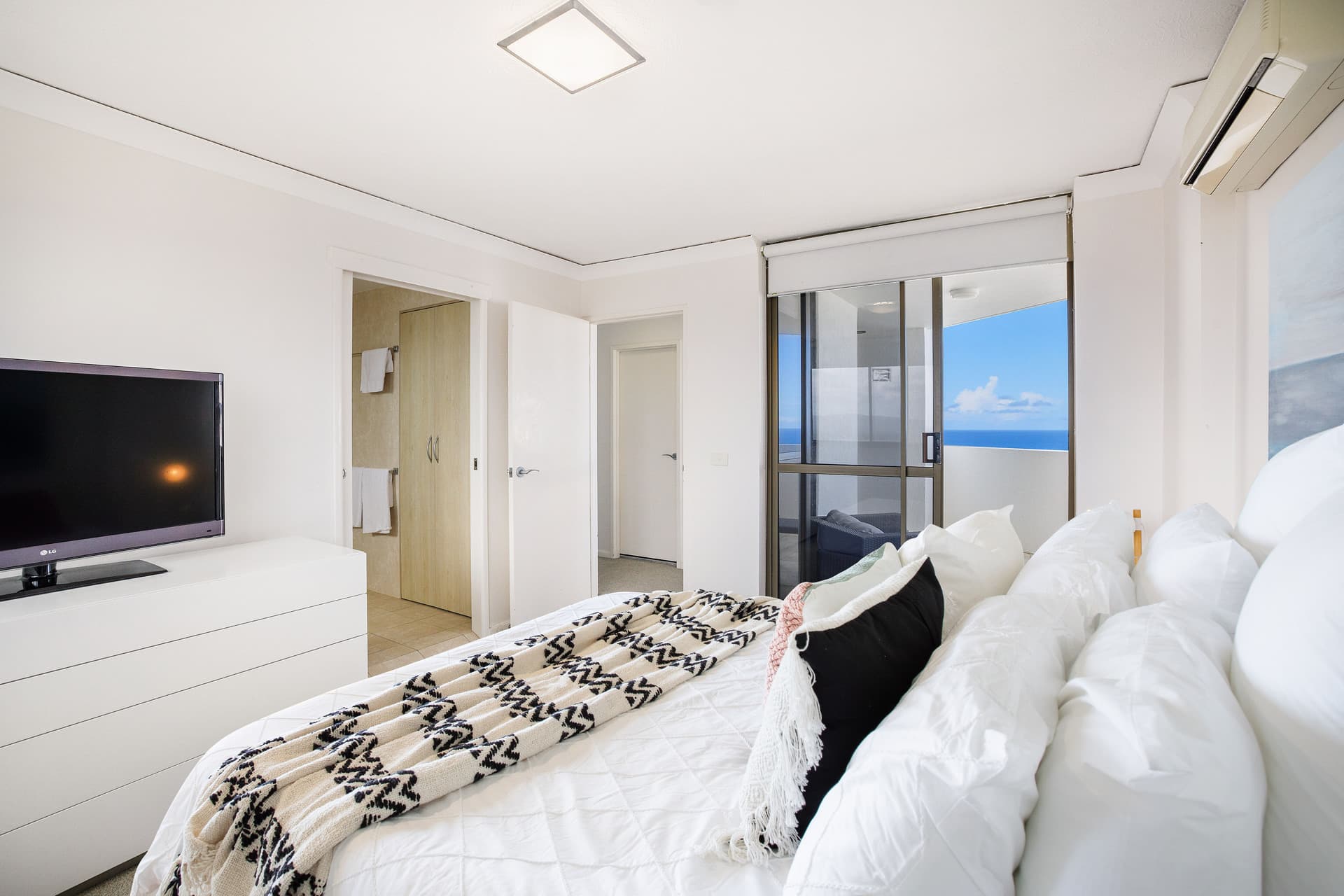 55/4 Britannia Avenue, Broadbeach, QLD, 4218, Broadbeach - Thumbnail 7