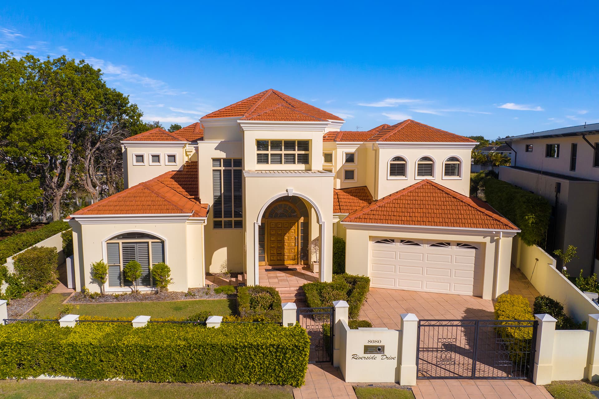 8080 Riverside Drive, Sanctuary Cove, QLD, 4212, Sanctuary Cove - Thumbnail 2