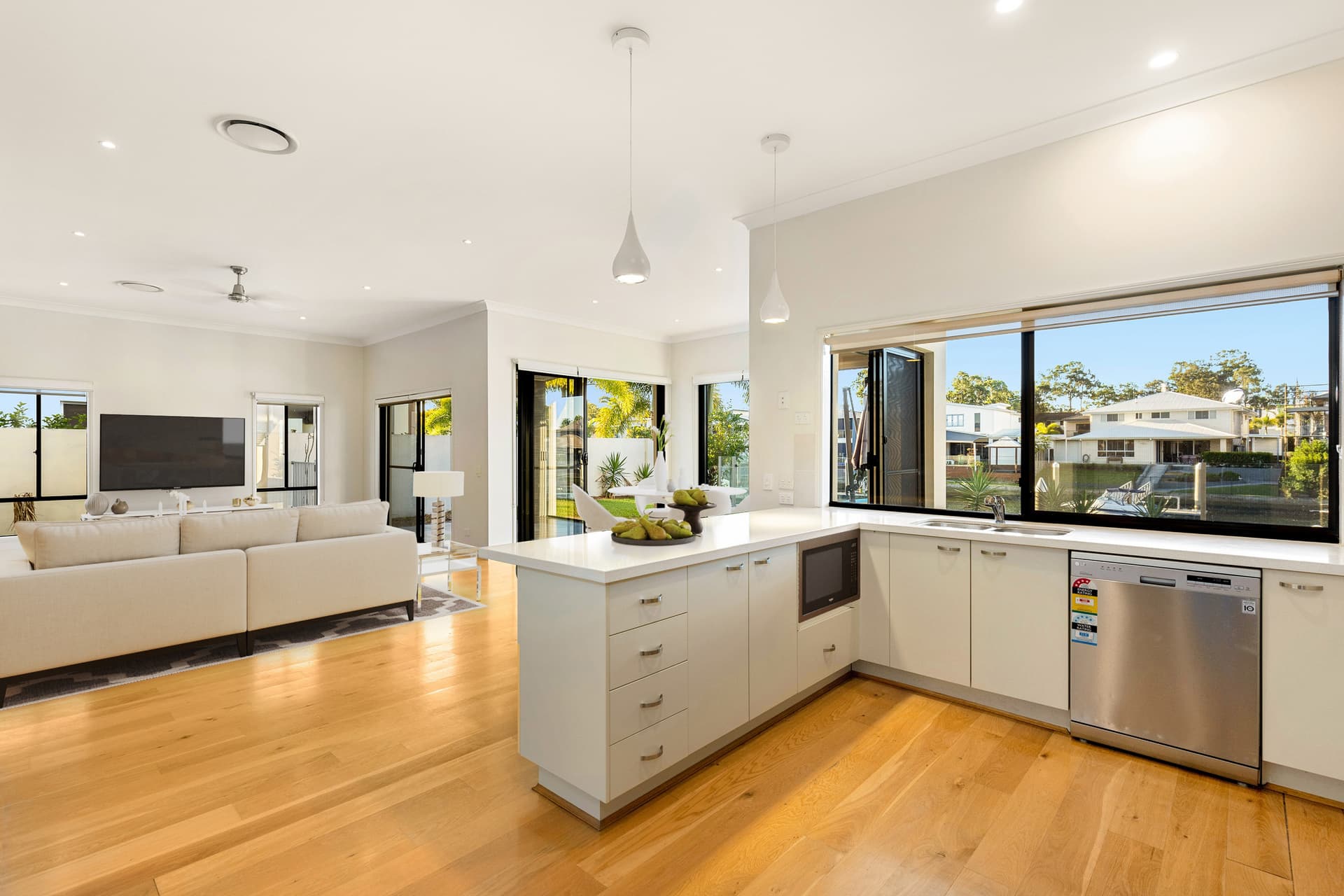 9 North Quay Drive, Biggera Waters, QLD, 4216, Biggera Waters - Thumbnail 6