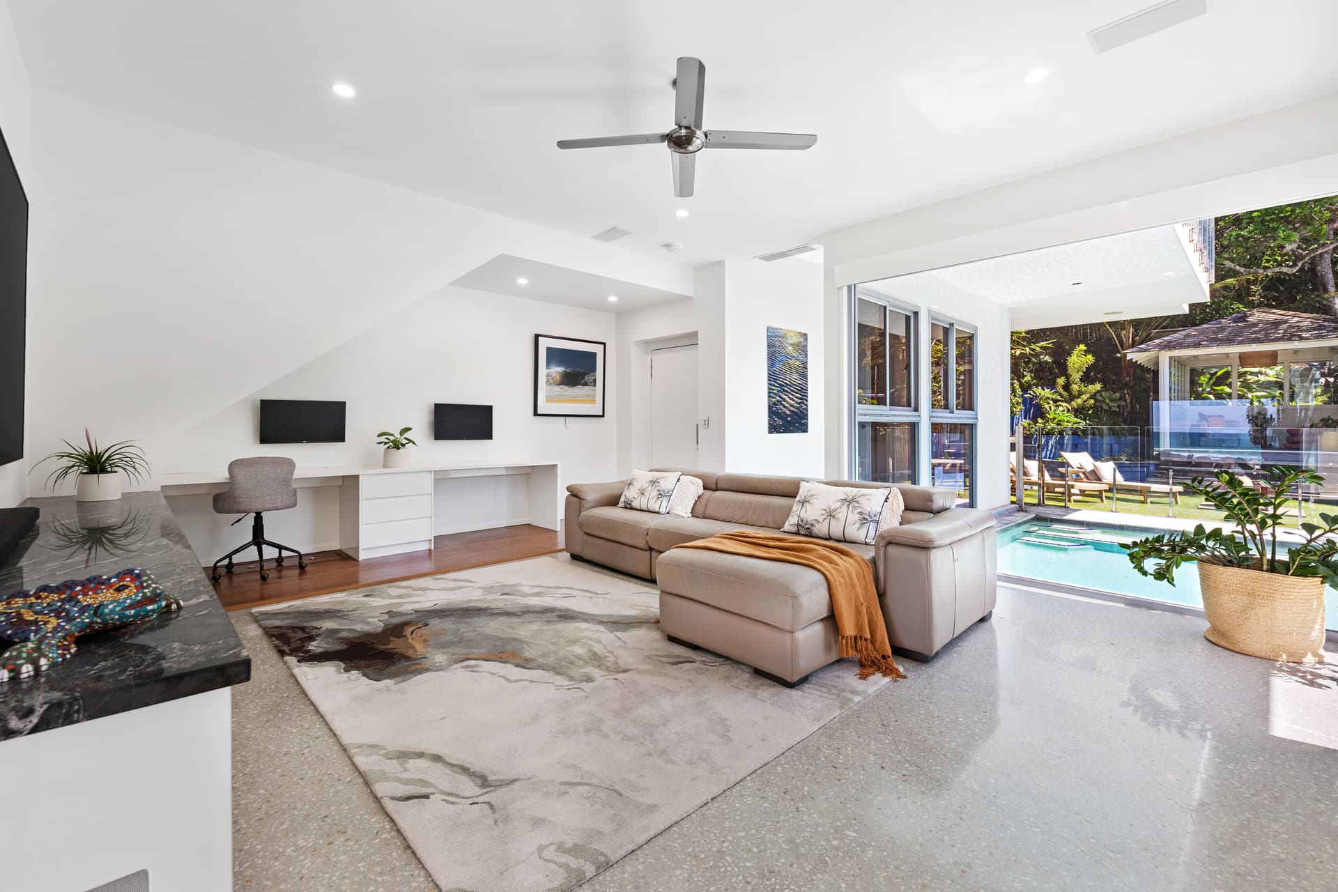 764 Pacific Parade, Currumbin, QLD, 4223, Currumbin - Thumbnail 4
