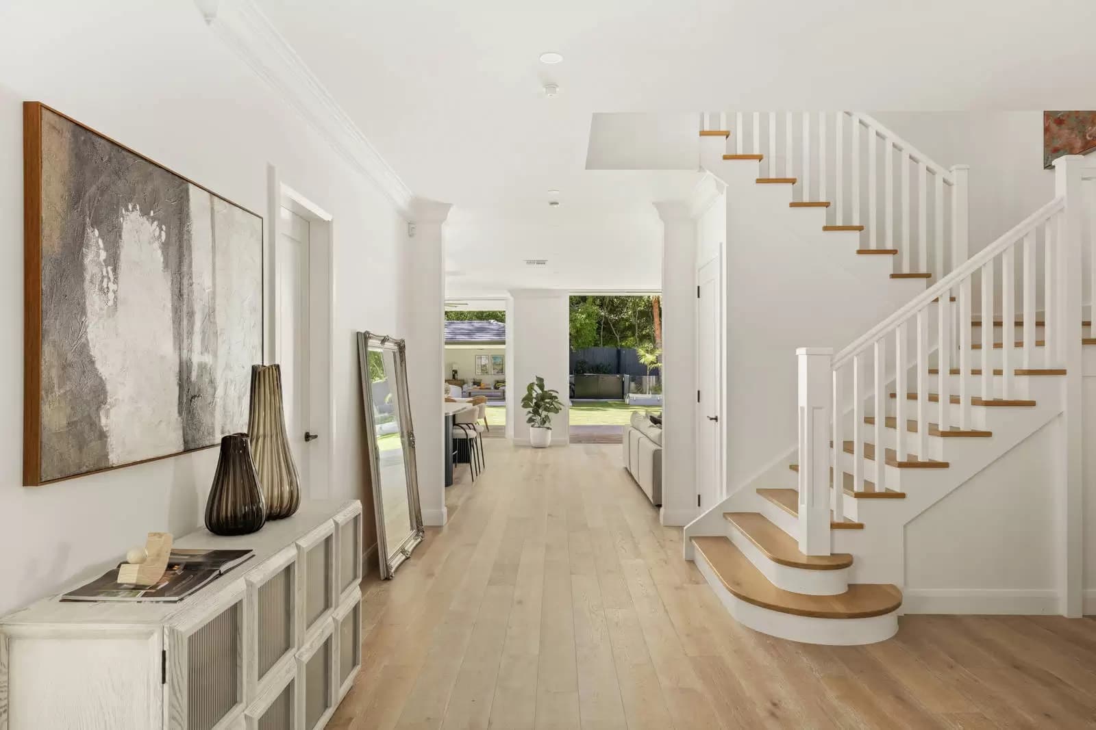 18 Lennox Street, Gordon, Gordon - Thumbnail 2
