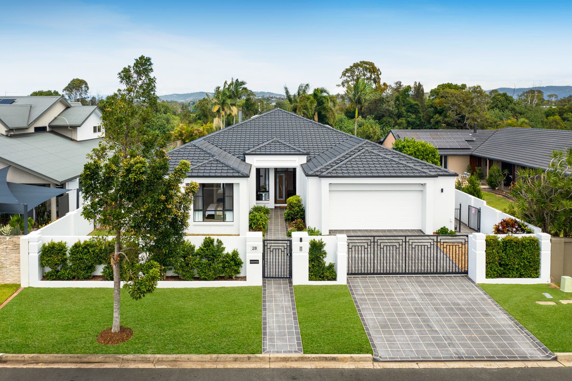 28 Kawana Crescent, Ashmore, QLD, 4214, Ashmore - Image 1