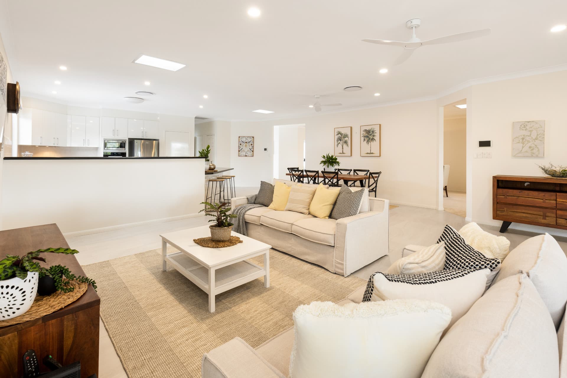 28 Kawana Crescent, Ashmore, QLD, 4214, Ashmore - Thumbnail 5
