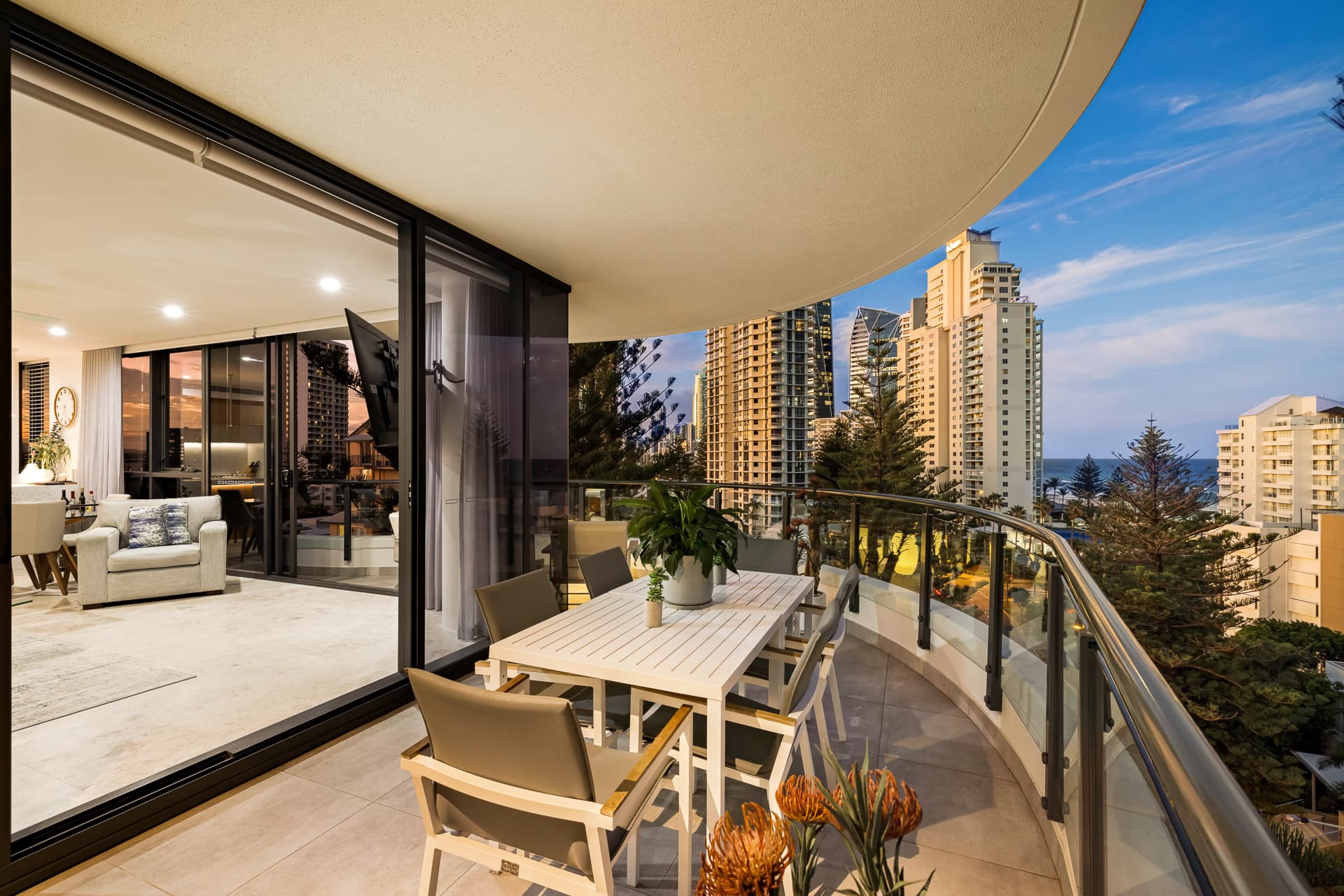 701/95 Old Burleigh  Road, Broadbeach, QLD, 4218, Broadbeach - Thumbnail 4