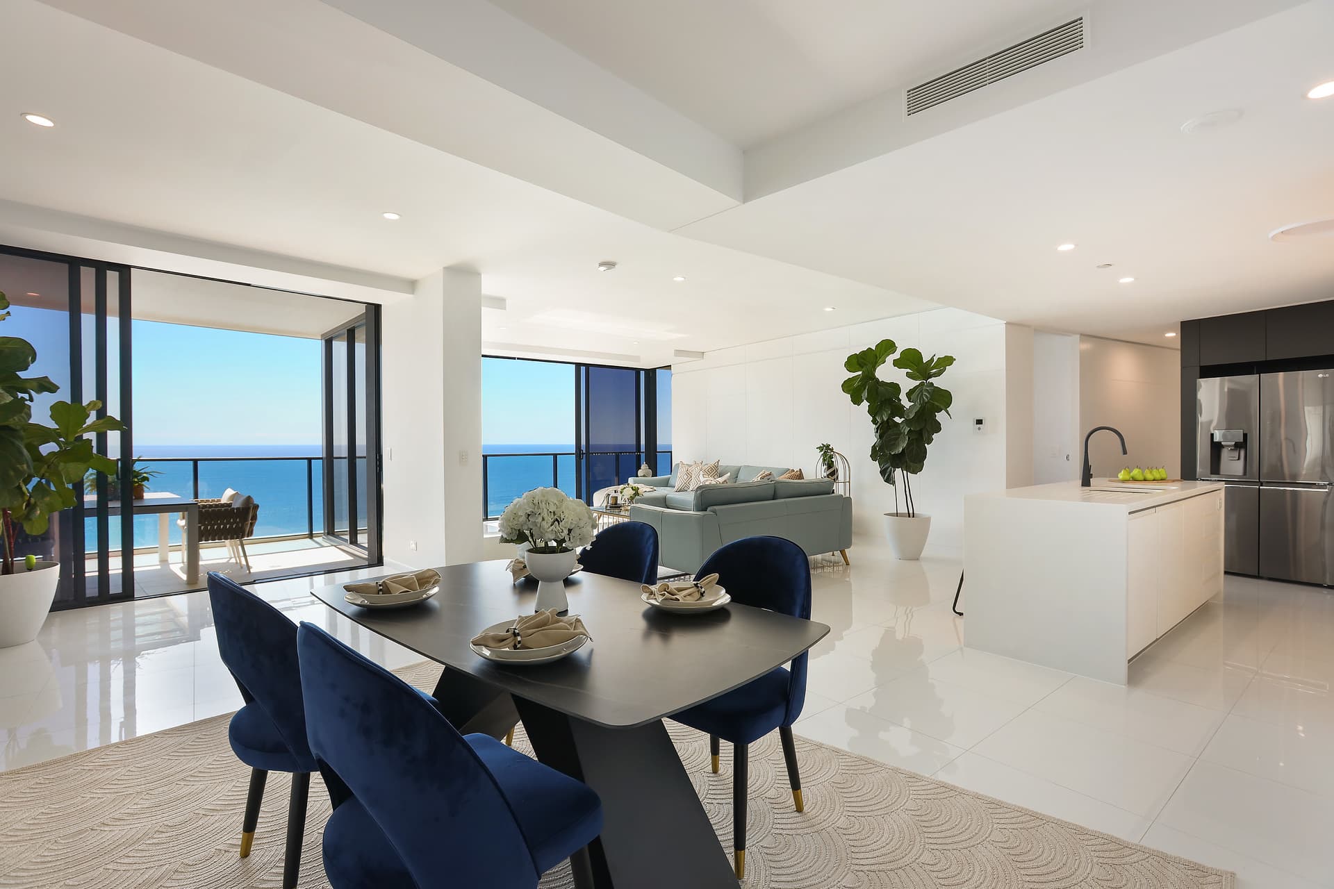 3703/1 Oracle Boulevard, Broadbeach, QLD, 4218, Broadbeach - Thumbnail 4