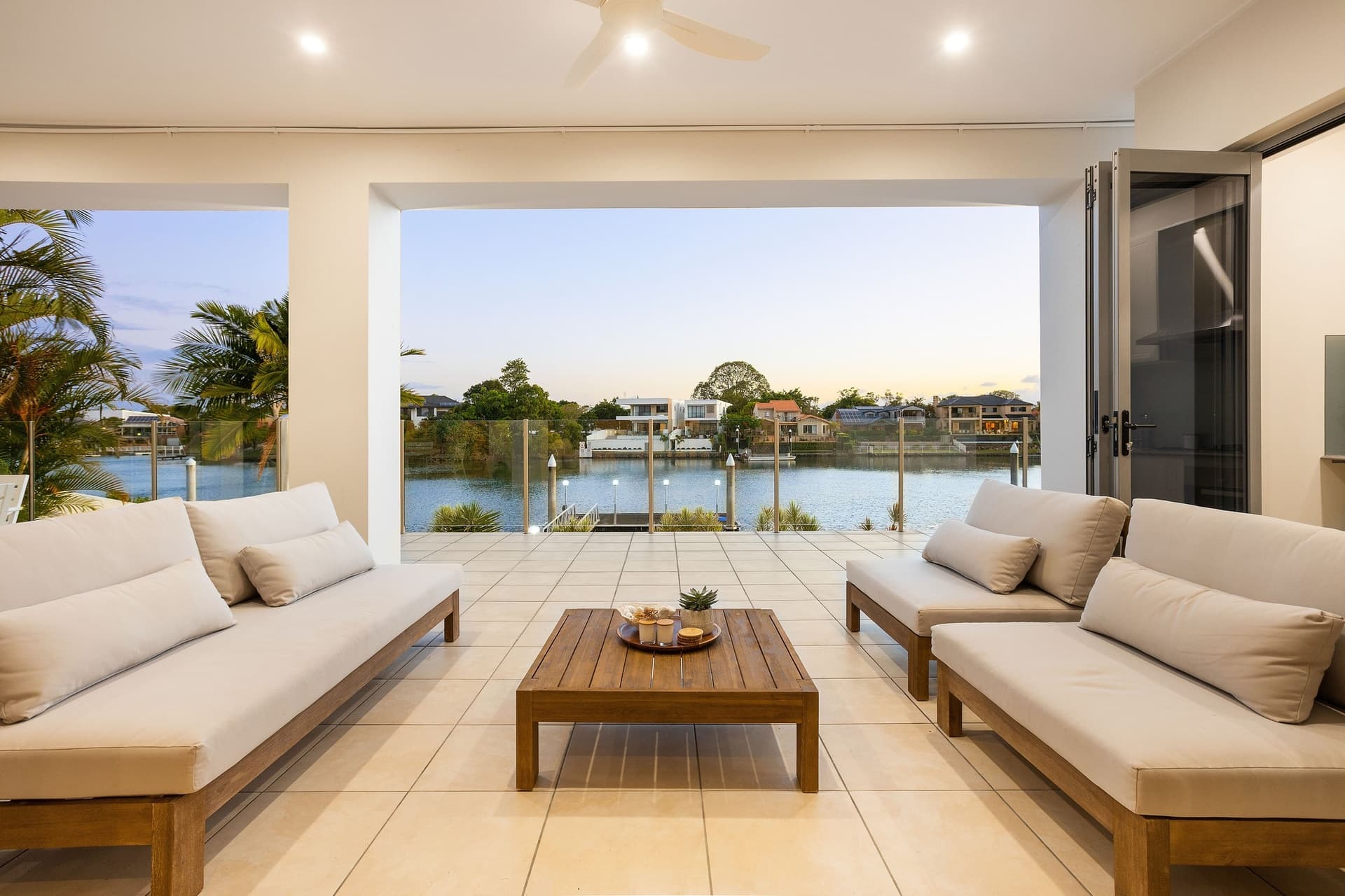 145 Sir Bruce Small Boulevard, Benowa Waters, QLD, 4217, Benowa - Thumbnail 6