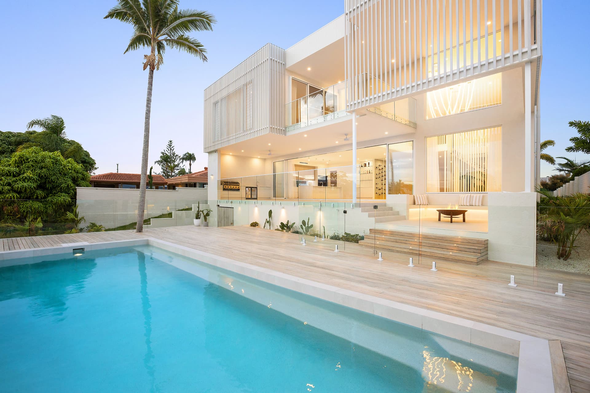 104 Monaco Street, Broadbeach Waters, QLD, 4218, Broadbeach Waters - Thumbnail 3