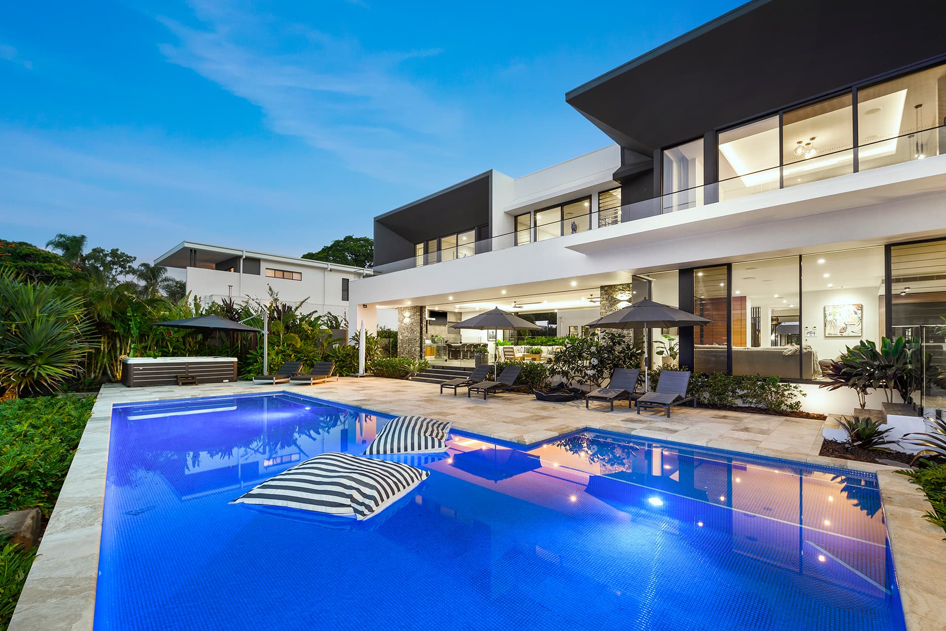 640 Nerang Broadbeach Road, Carrara, QLD, 4211, Carrara - Thumbnail 2