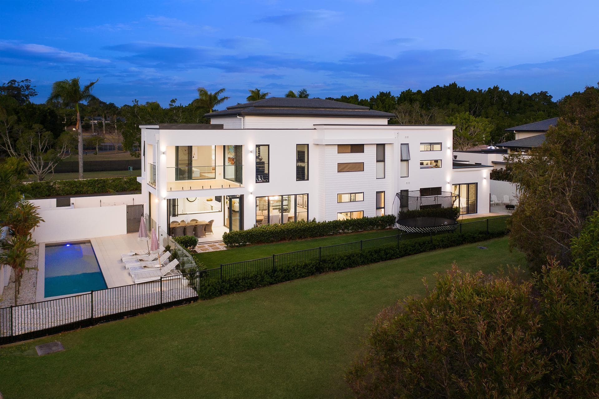 2296 Vardon Lane, Sanctuary Cove, QLD, 4212, Sanctuary Cove - Thumbnail 2