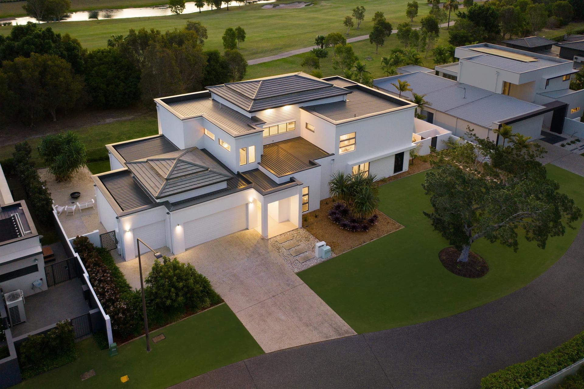 2296 Vardon Lane, Sanctuary Cove, QLD, 4212, Sanctuary Cove - Thumbnail 3