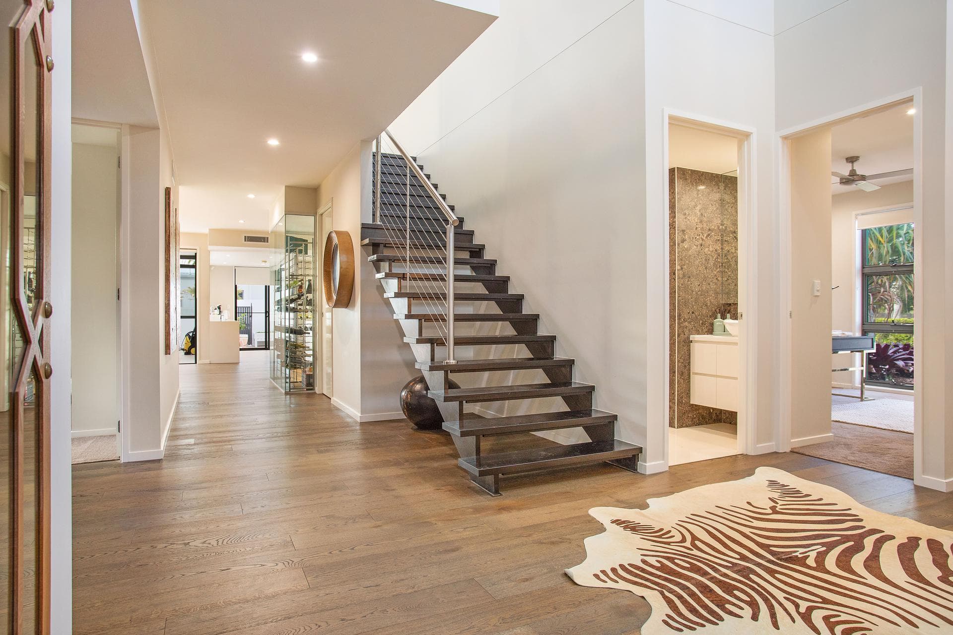2296 Vardon Lane, Sanctuary Cove, QLD, 4212, Sanctuary Cove - Thumbnail 4