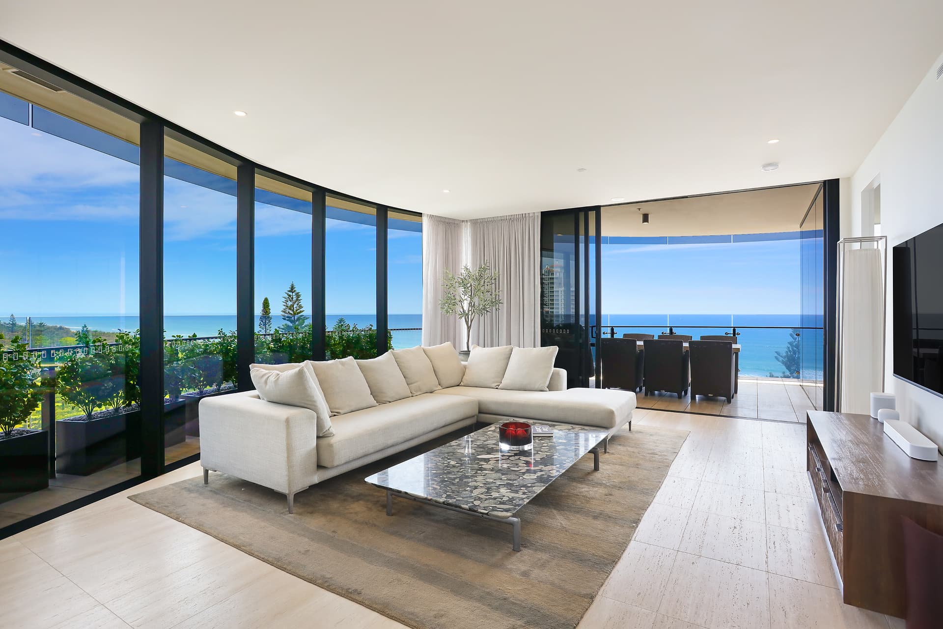 701/272 Hedges Avenue, Mermaid Beach, QLD, 4218, Mermaid Beach - Image 1