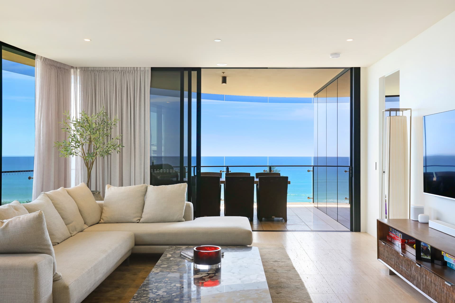 701/272 Hedges Avenue, Mermaid Beach, QLD, 4218, Mermaid Beach - Thumbnail 2