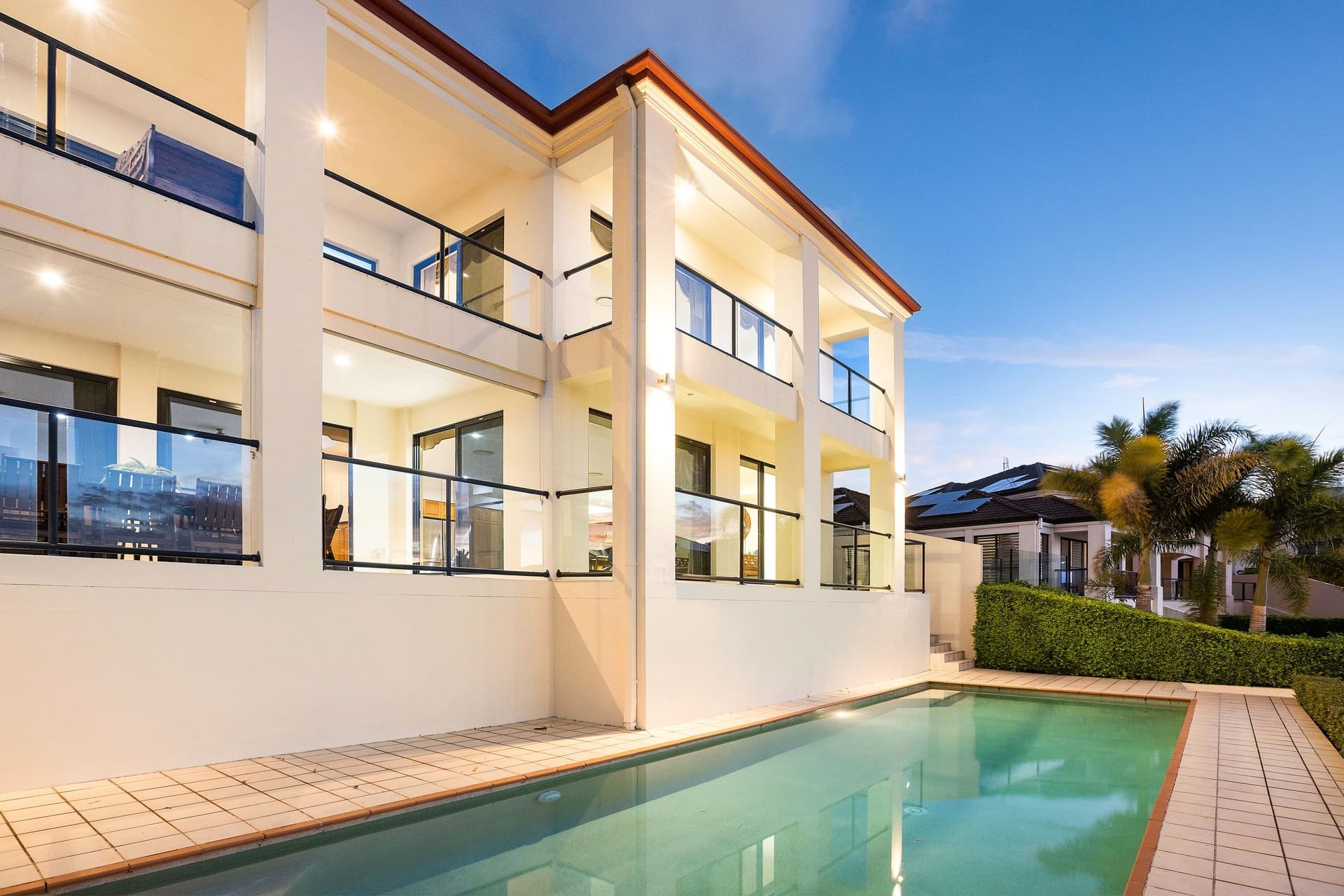 9 Clear Water Bay Avenue, Clear Island Waters, QLD, 4226, Clear Island Waters - Thumbnail 4